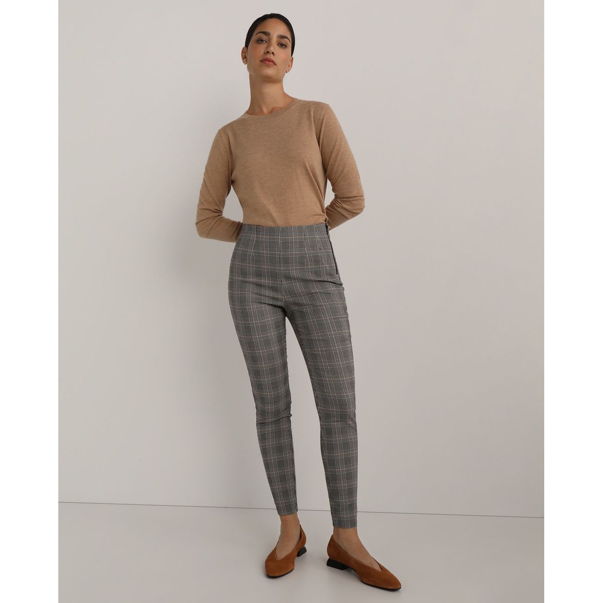 KAERE Pantalon Femme - avec poches cargo et ourlets côtelés blanc