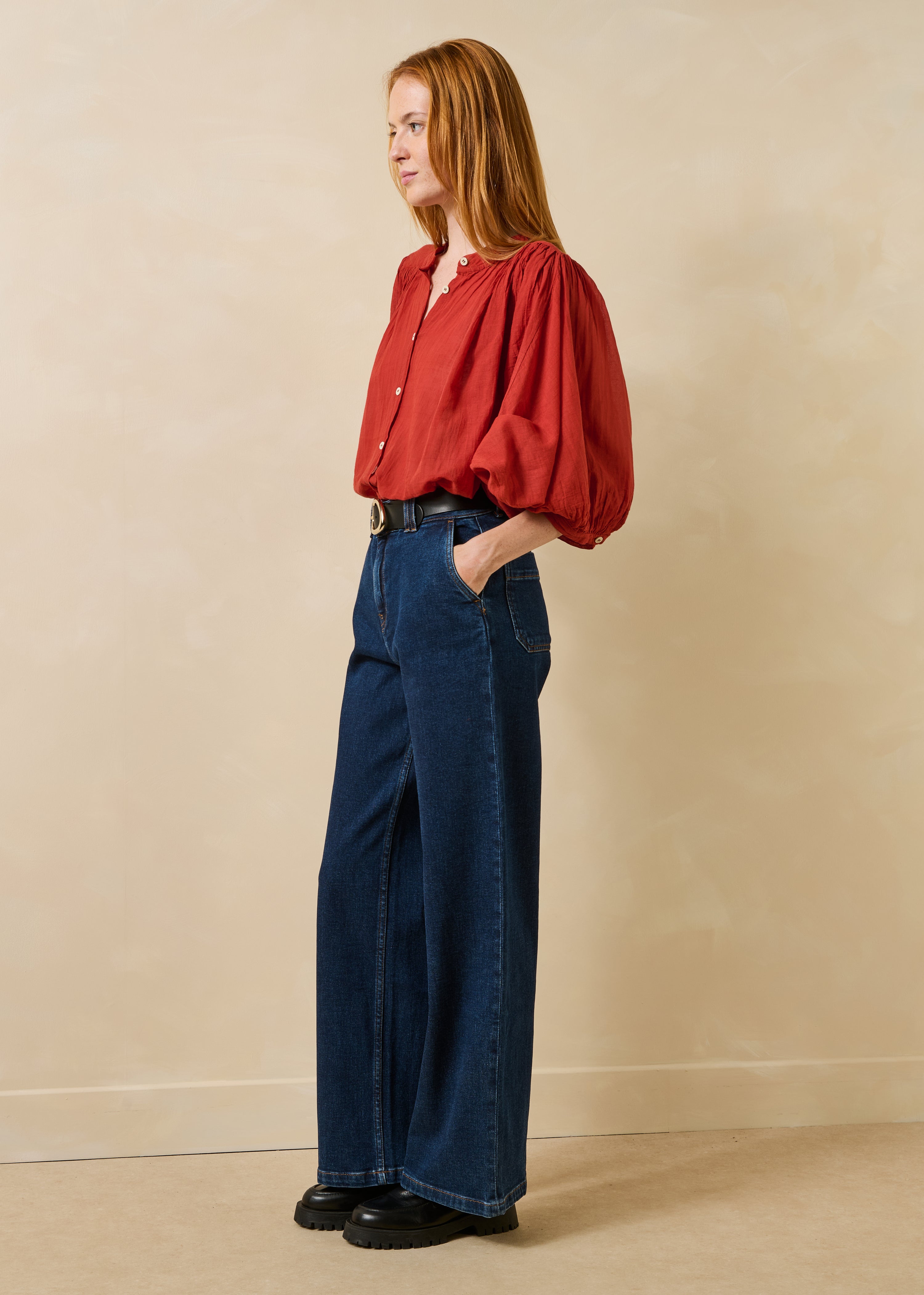 Jean droit taille haute en coton biologique, LA FEE MARABOUTEE