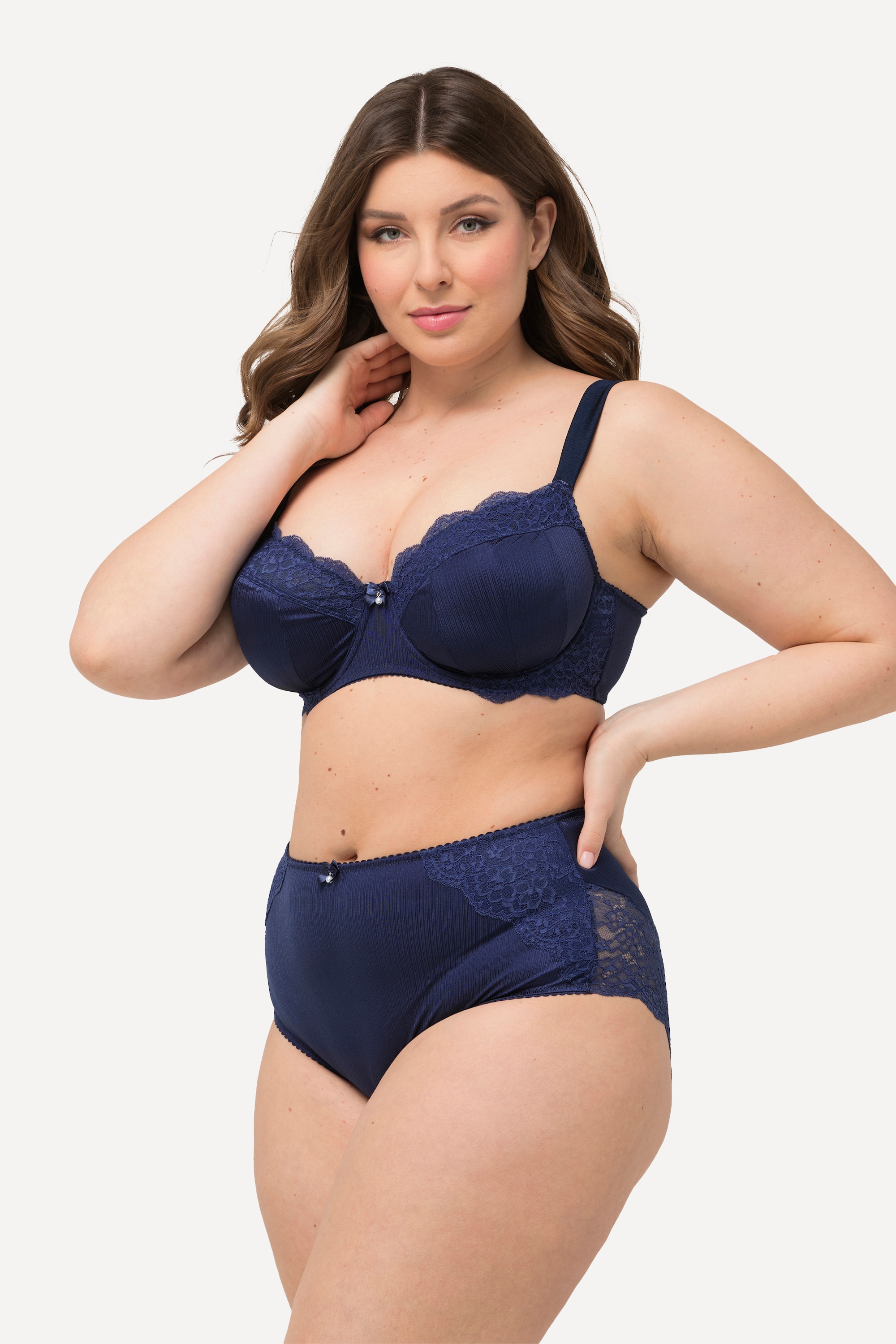 Culotte maxi en satin, dentelle à l'arrière, ULLA POPKEN