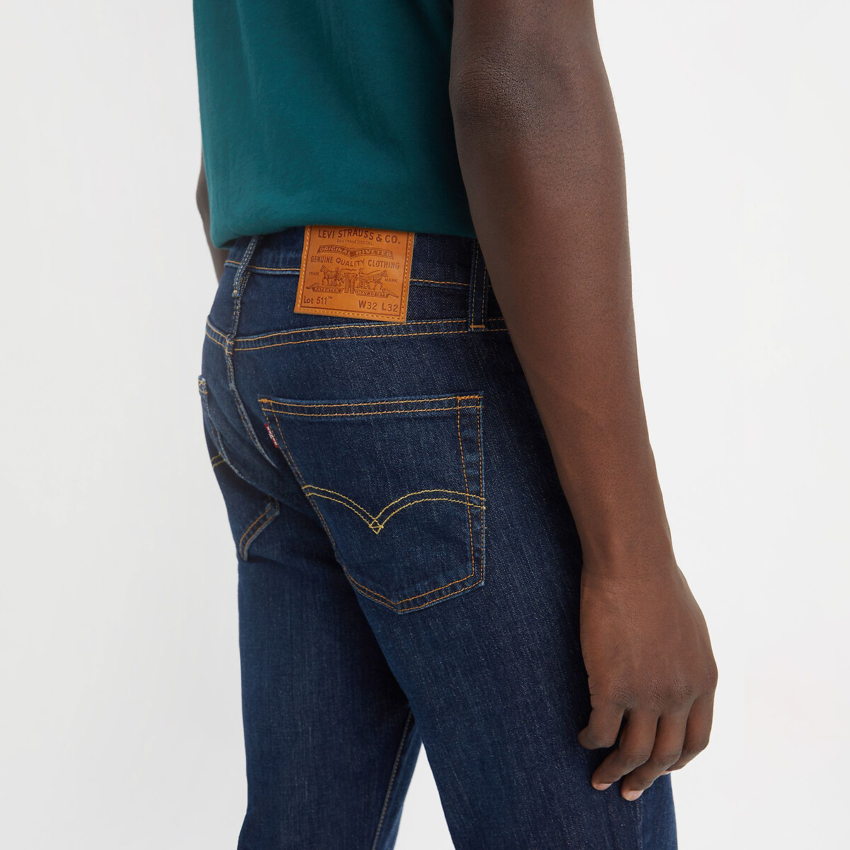 511 slim fit jeans in mid rise Levi s La Redoute