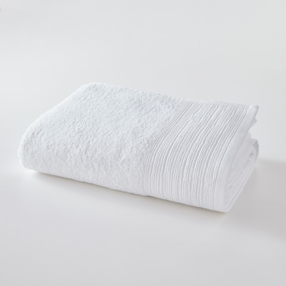 Product photograph of Scenario Maxi Organic Cotton Bath Towel from La Redoute UK
