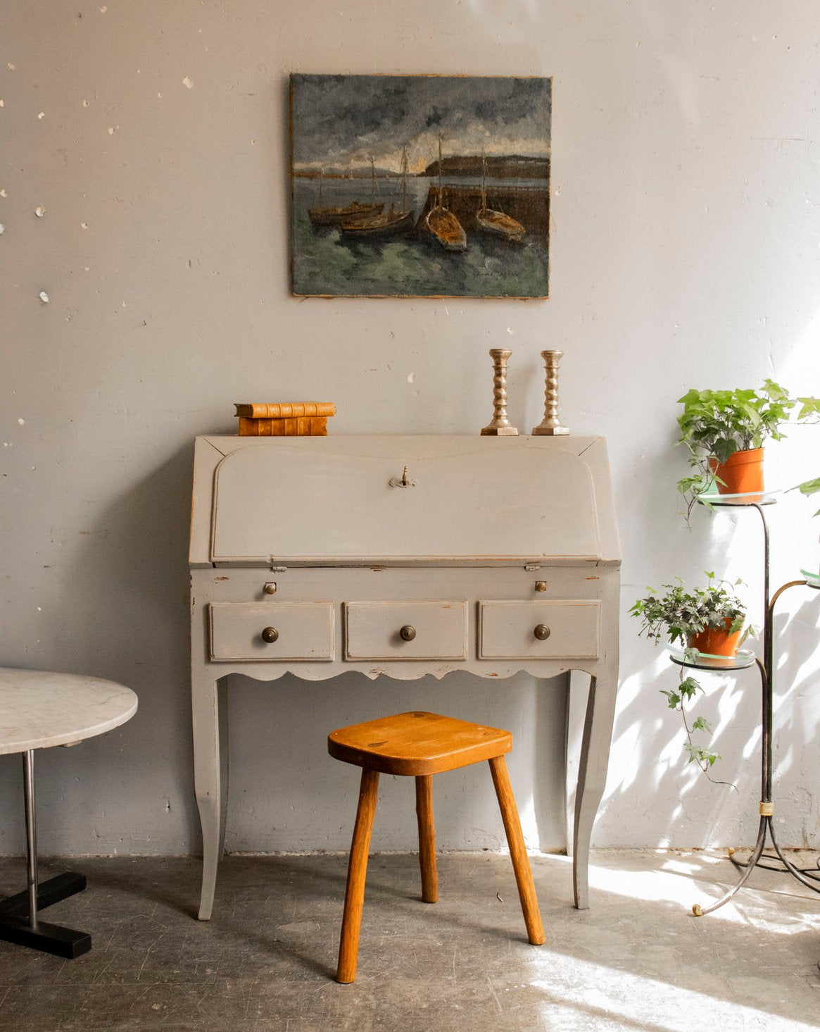 Secrétaire à rangements au style campagne Honoré N°176 - Bon état, DEBONGOUT