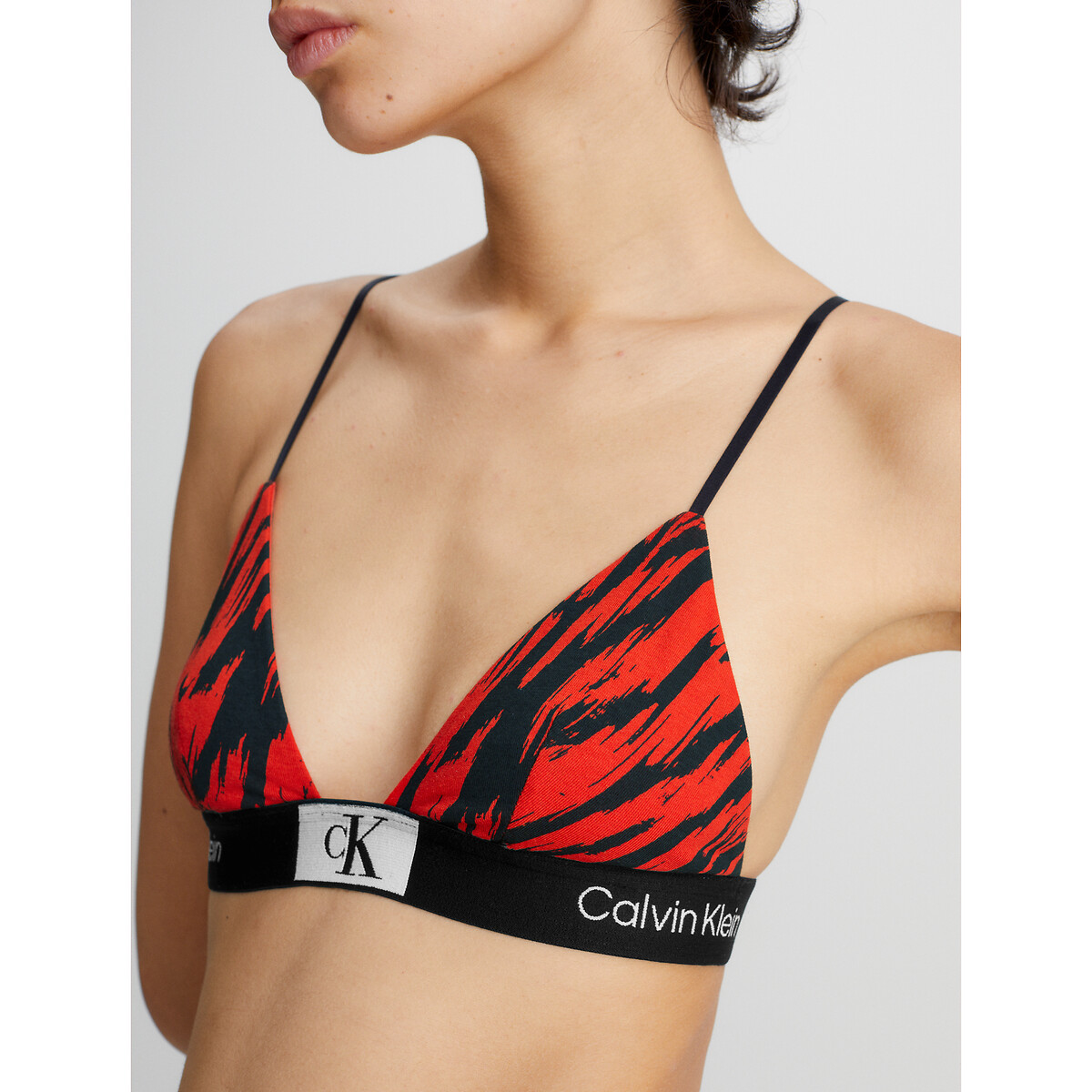 Reggiseno triangolo in cotone fantasia rosso/nero Calvin Klein Underwear