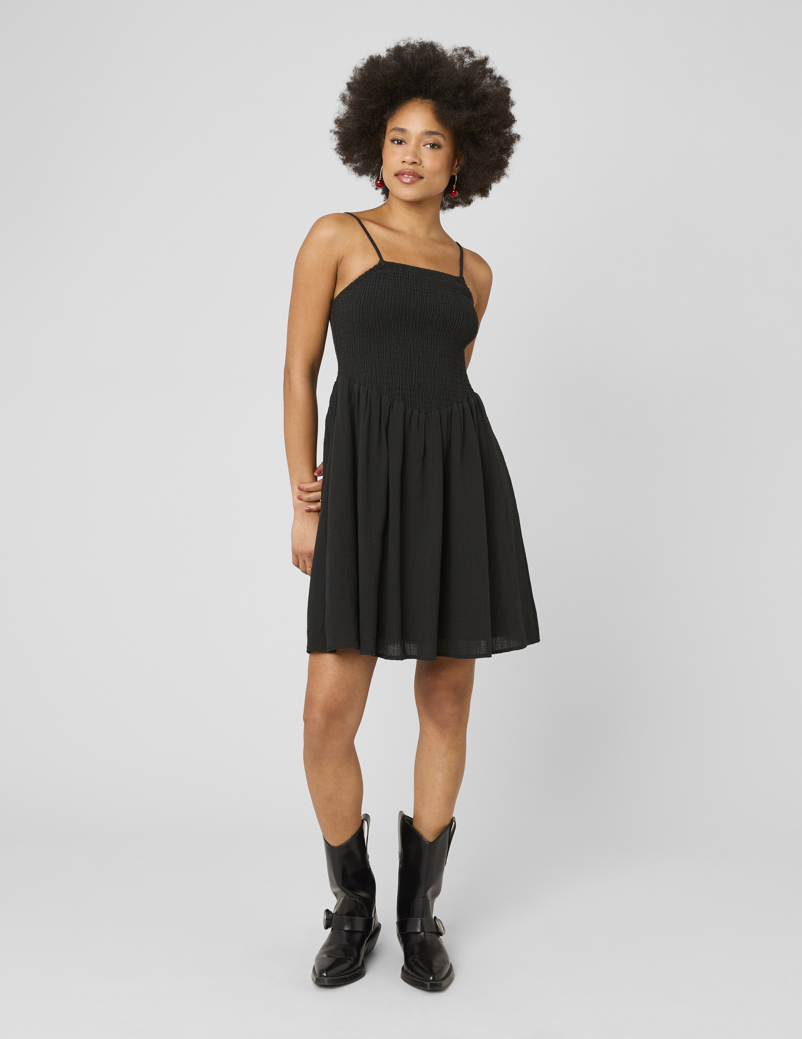 Robe courte smockée, BZB