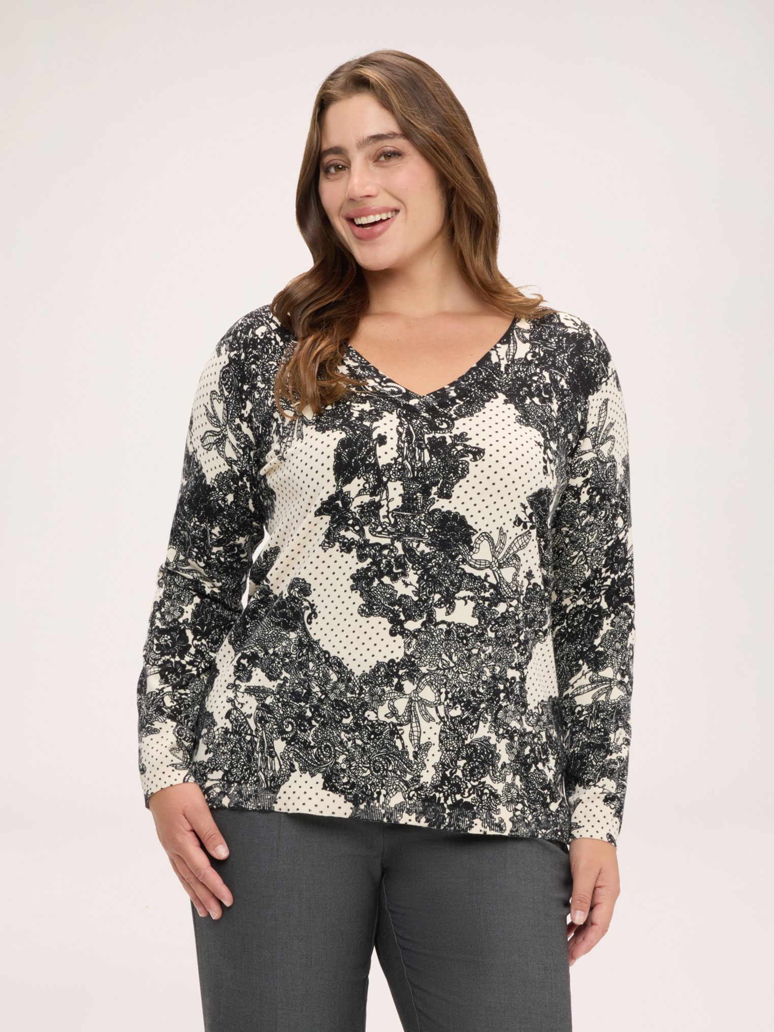 Pull col V avec imprimé dentelle, FIORELLA RUBINO