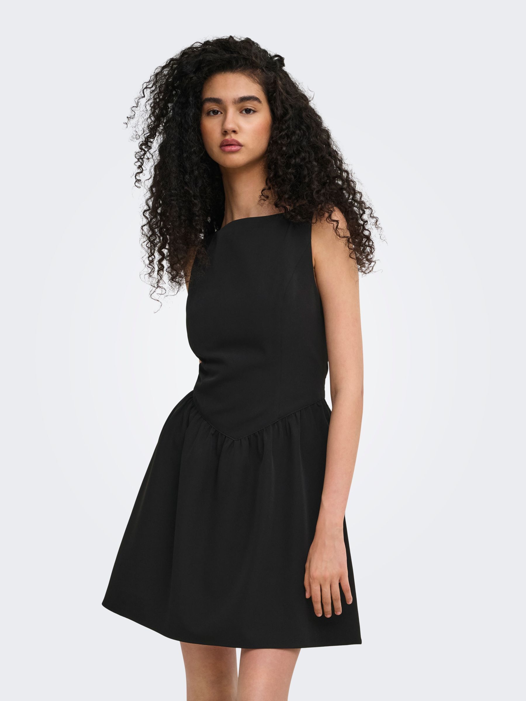Robe, ONLY