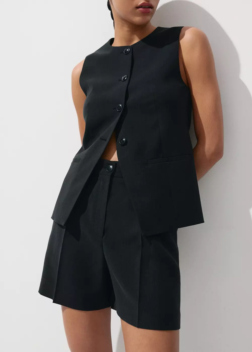 Gilet boutons poches, MANGO
