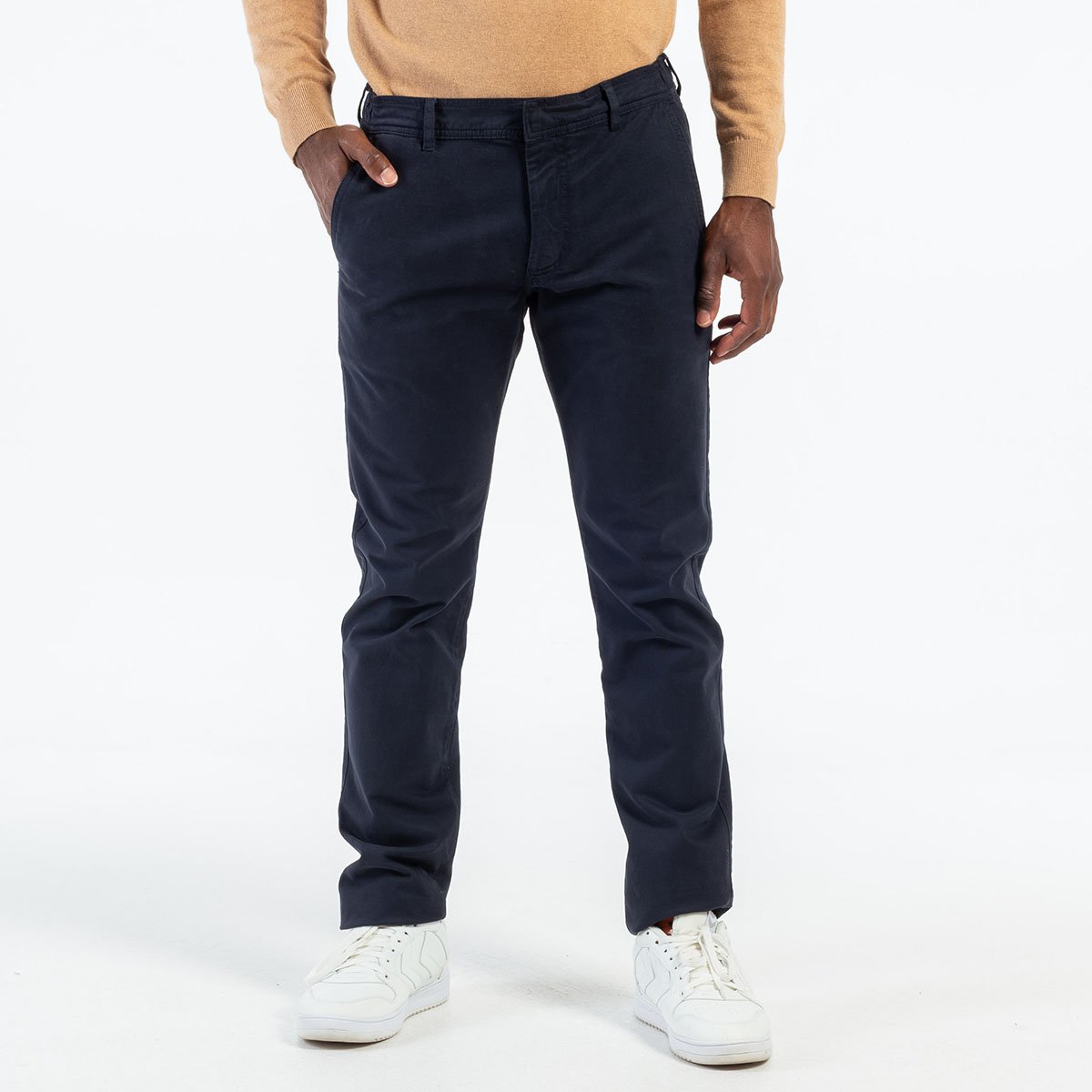 Pantalon chino uni toucher peau de pêche coton et élasthanne, MISE AU GREEN
