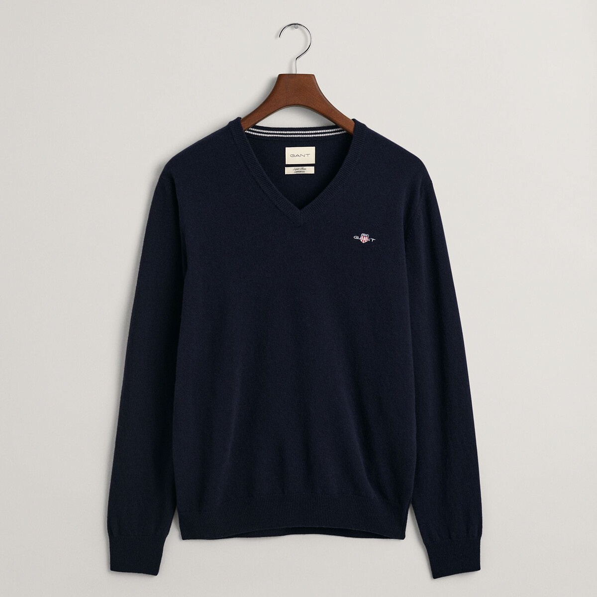 Gant sweater v 2025 neck