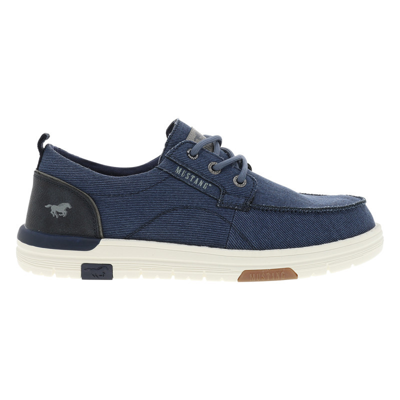 Baskets bleus avec un talon plat et des lacets ronds tressés, MUSTANG