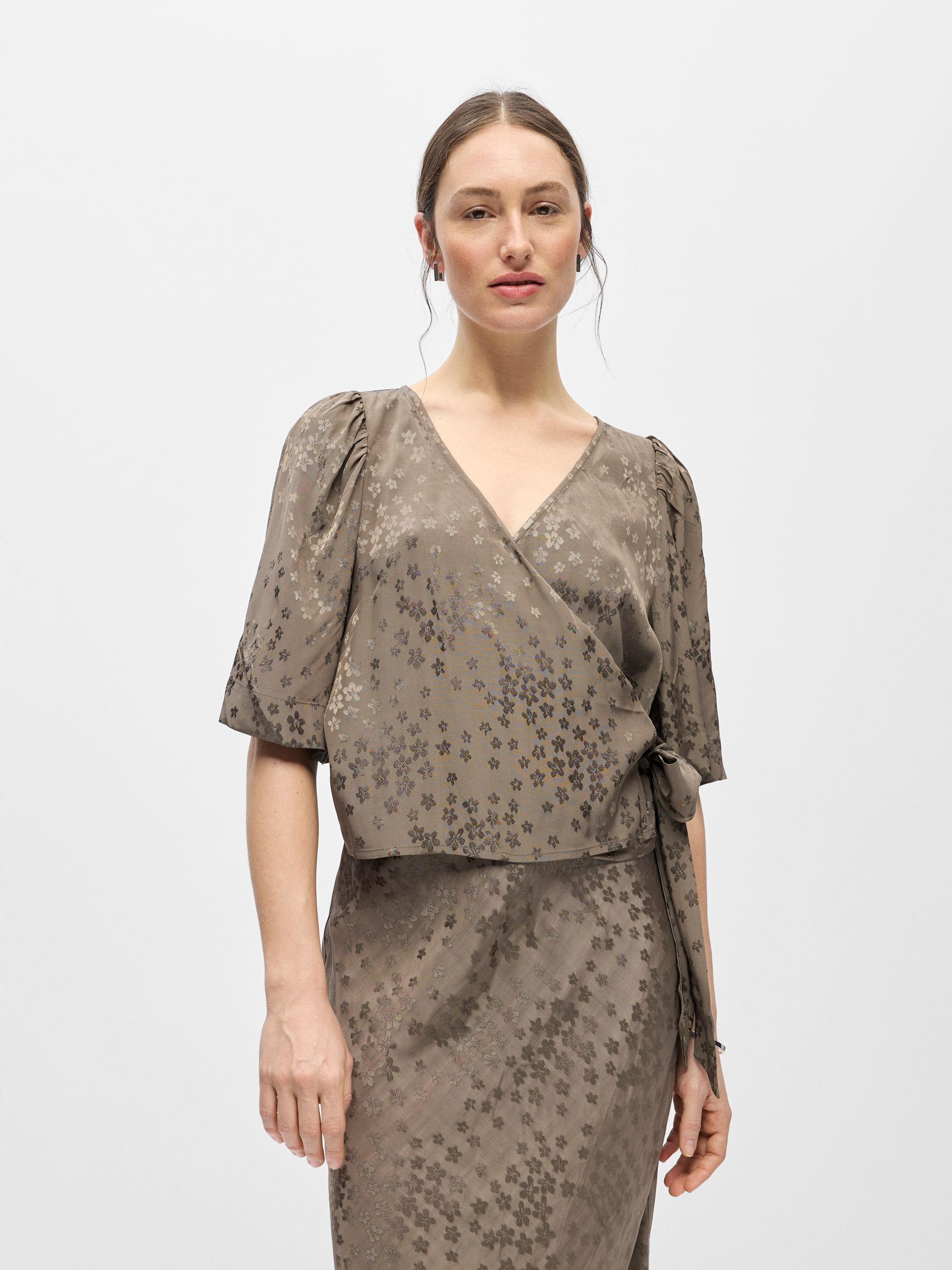 Blouse, OBJECT