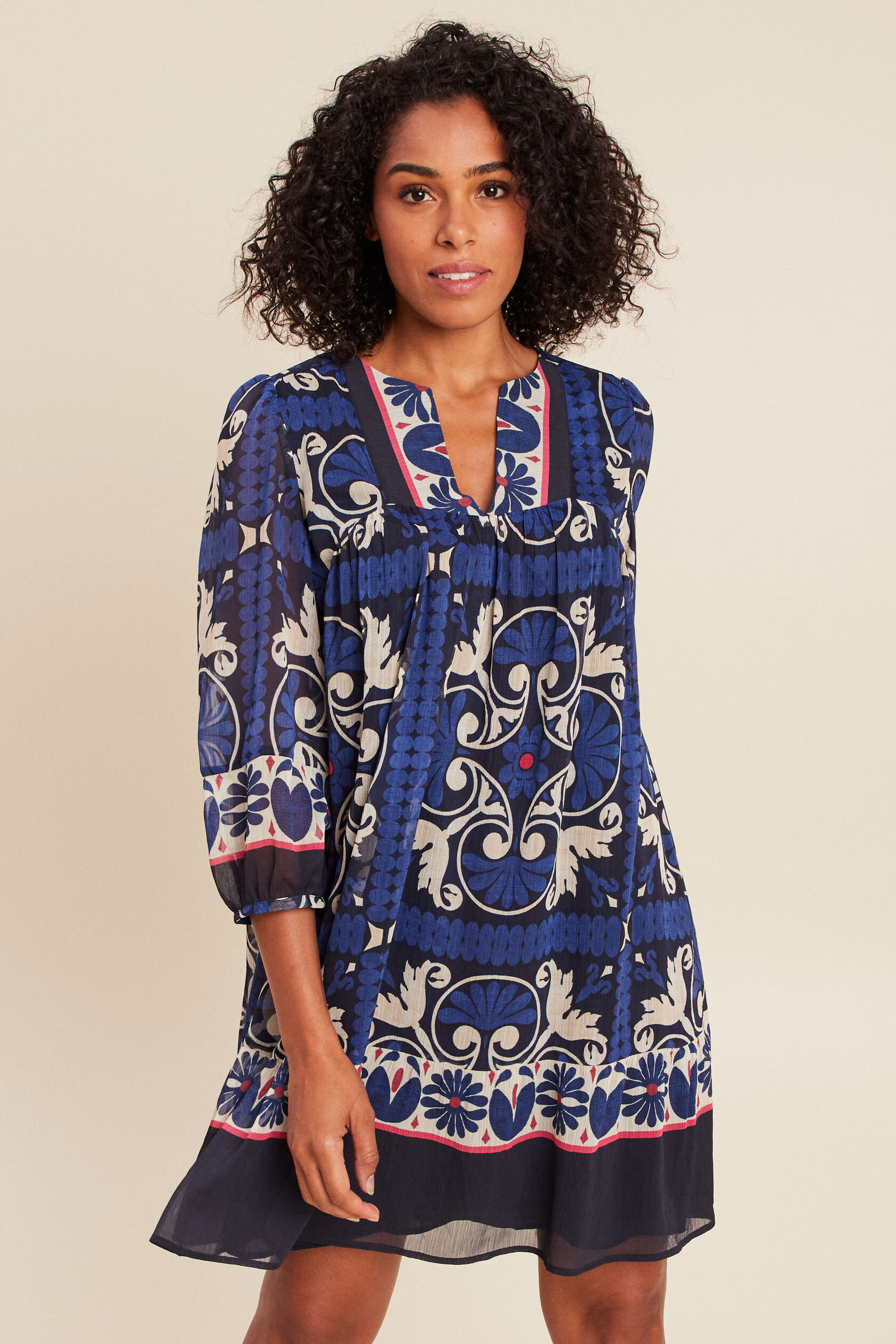 Robe courte évasée col tunisien, BREAL