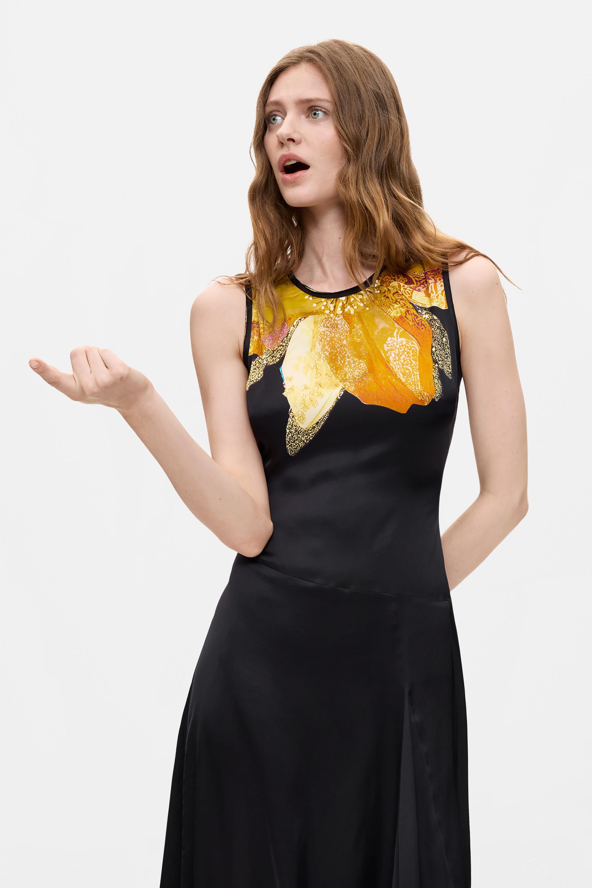 Robe asymétrique sans manches, DESIGUAL