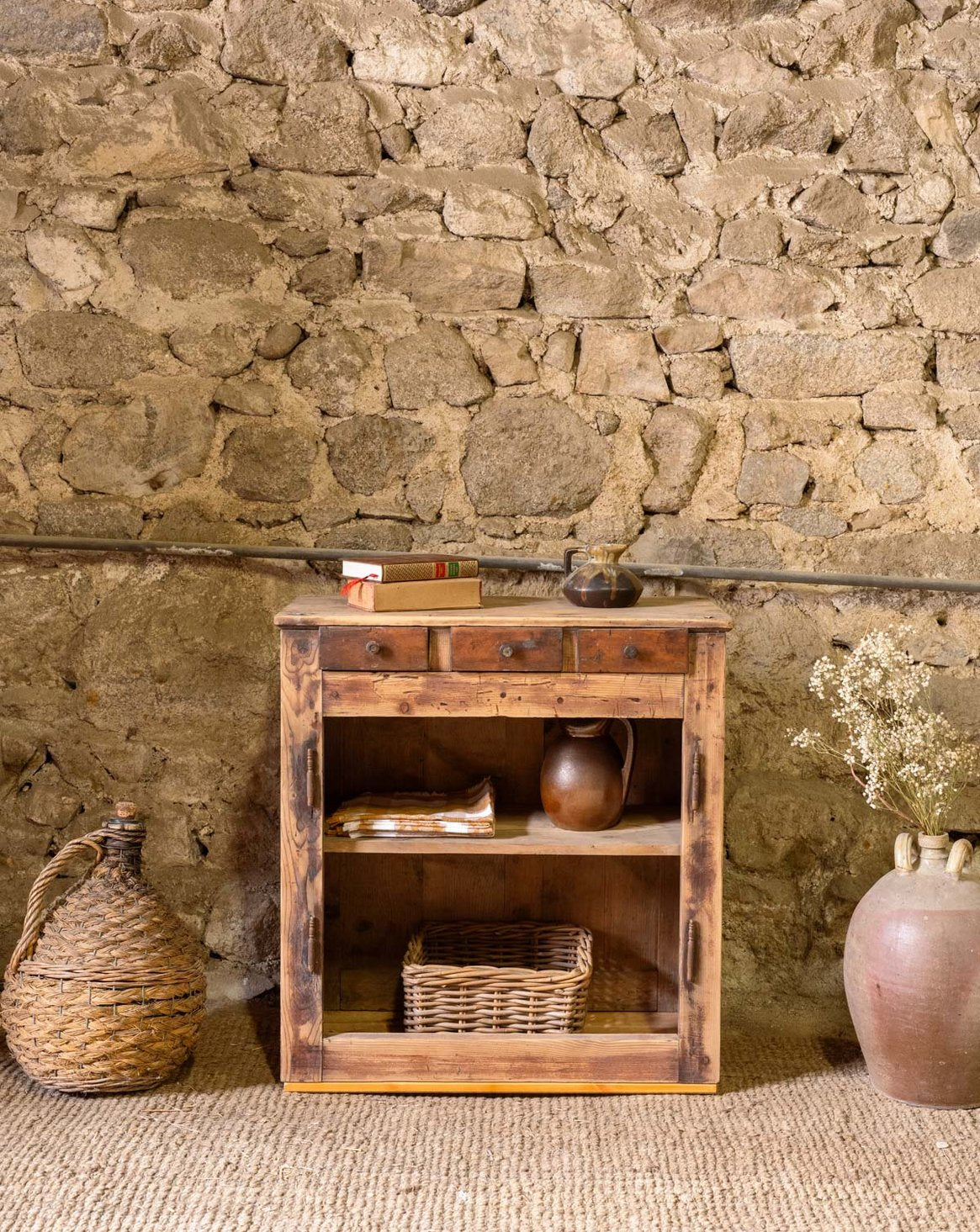 Petit buffet en bois Gilbert N°1861 - Bon état, DEBONGOUT