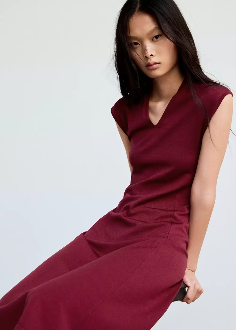 Robe en maille col V, MANGO