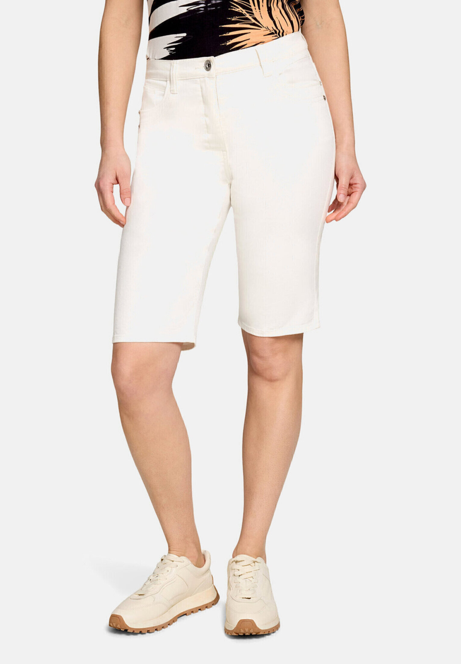 Shorts en jean à poches plaquées, BETTY BARCLAY