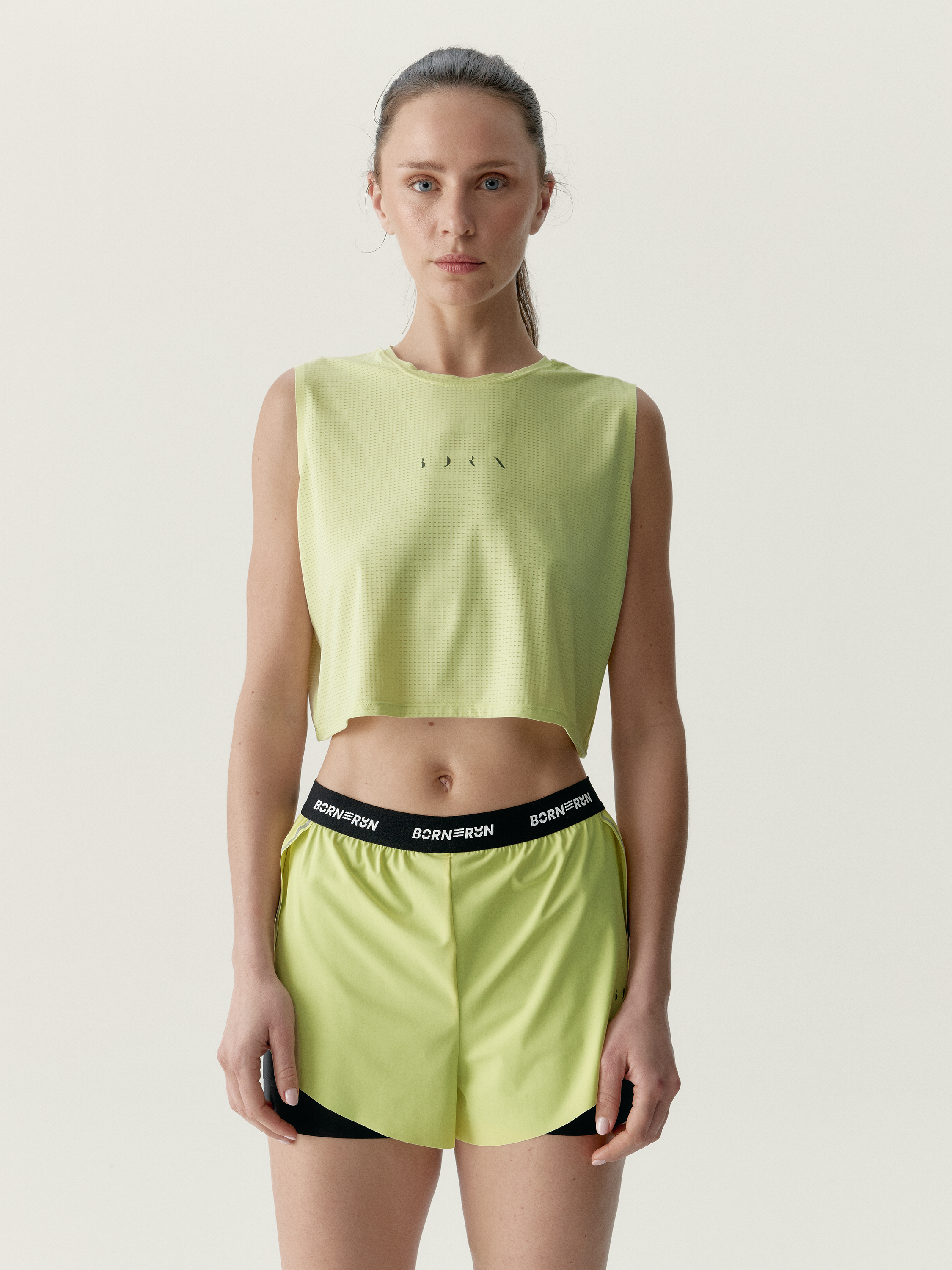 T-shirt de sport femme Nyx Sans manches détails réfléchissants, BORN