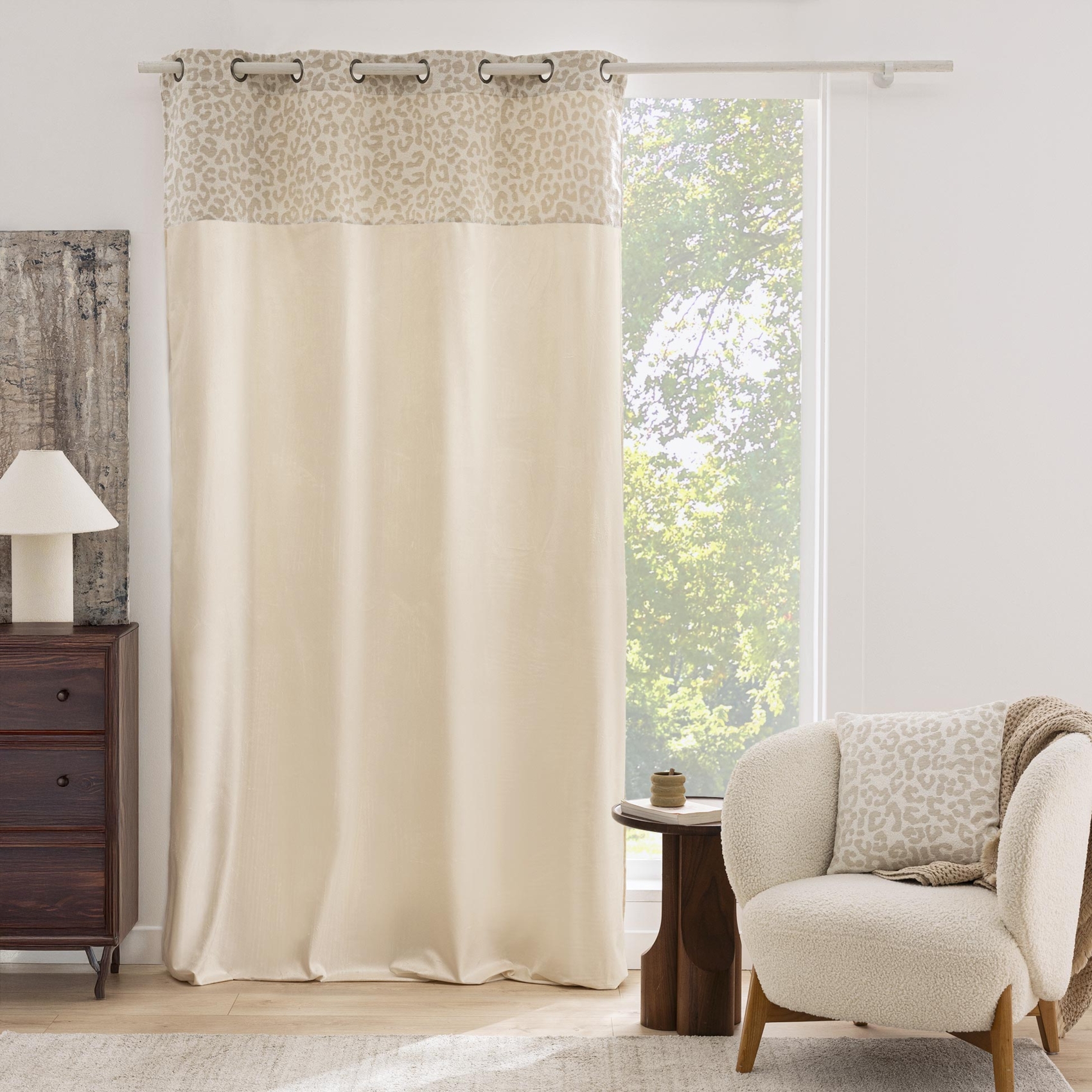 Rideau tamisant en polycoton avec bandeau jacquard chenille léopard, DOUCEUR D'INTÉRIEUR
