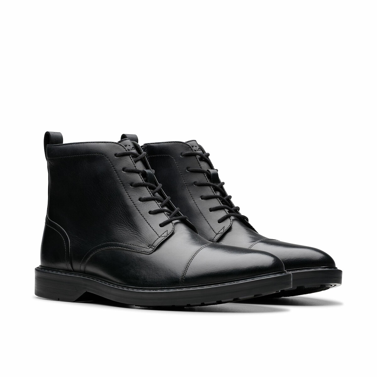 Aldwin Cap Ankle Boots in Leather with Lace-Up Fastening, CLARKS