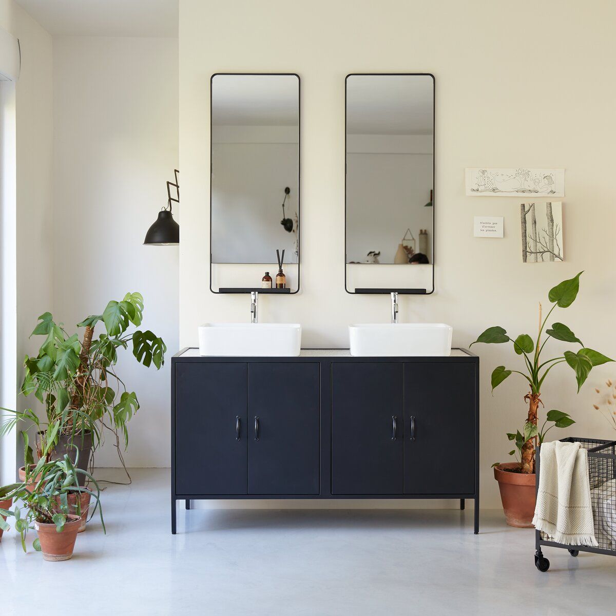 Meuble salle de bain en pin massif noir et ciré Manel 150 cm
