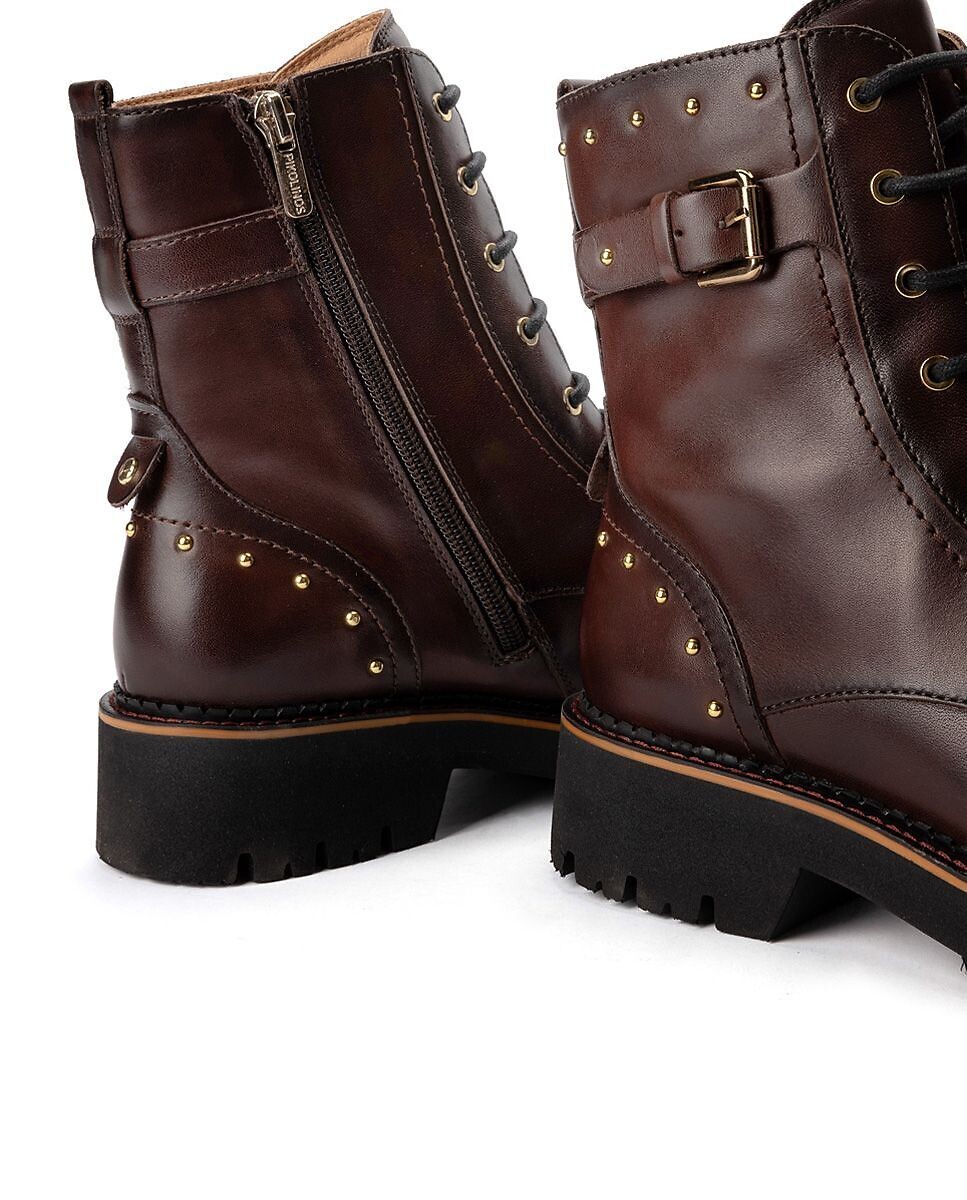 Pikolinos Botas de piel con cordones y tachuelas, VICAR — foto 4