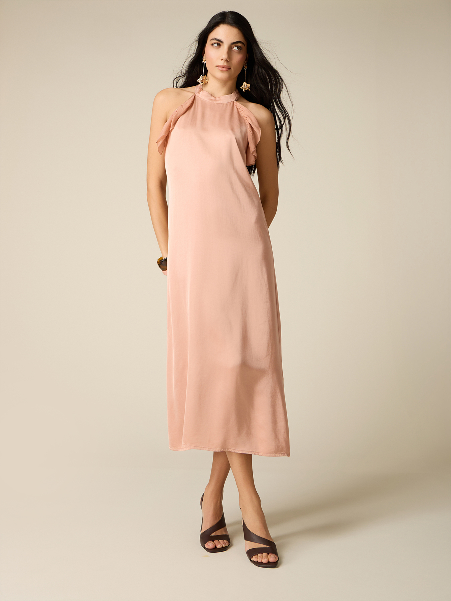 Robe longue à volants, OLTRE