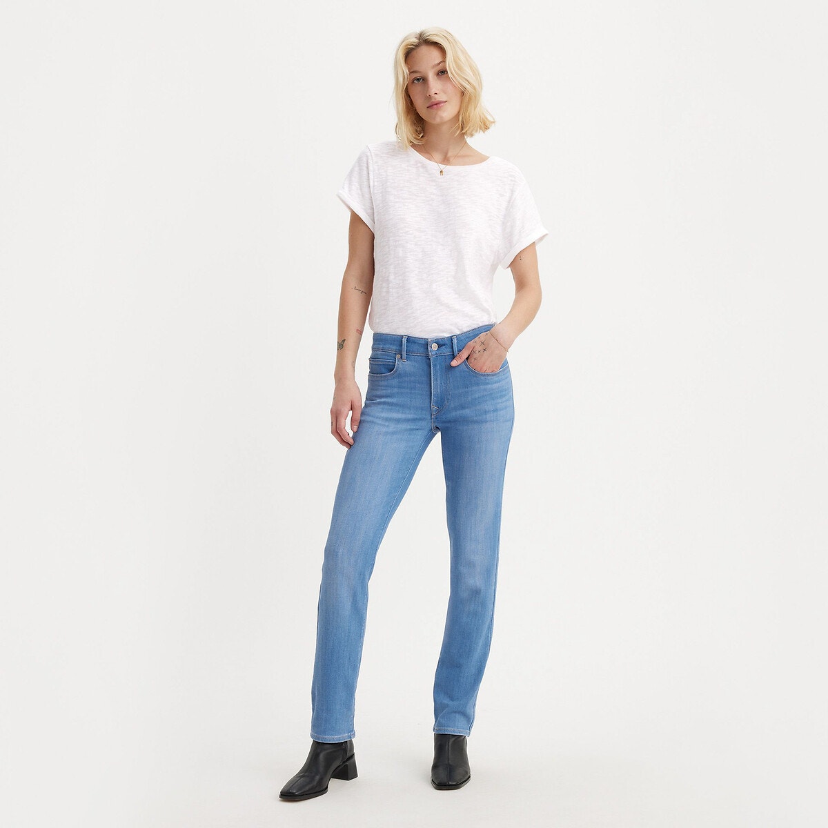 Jean levis 712 discount slim femme pas cher