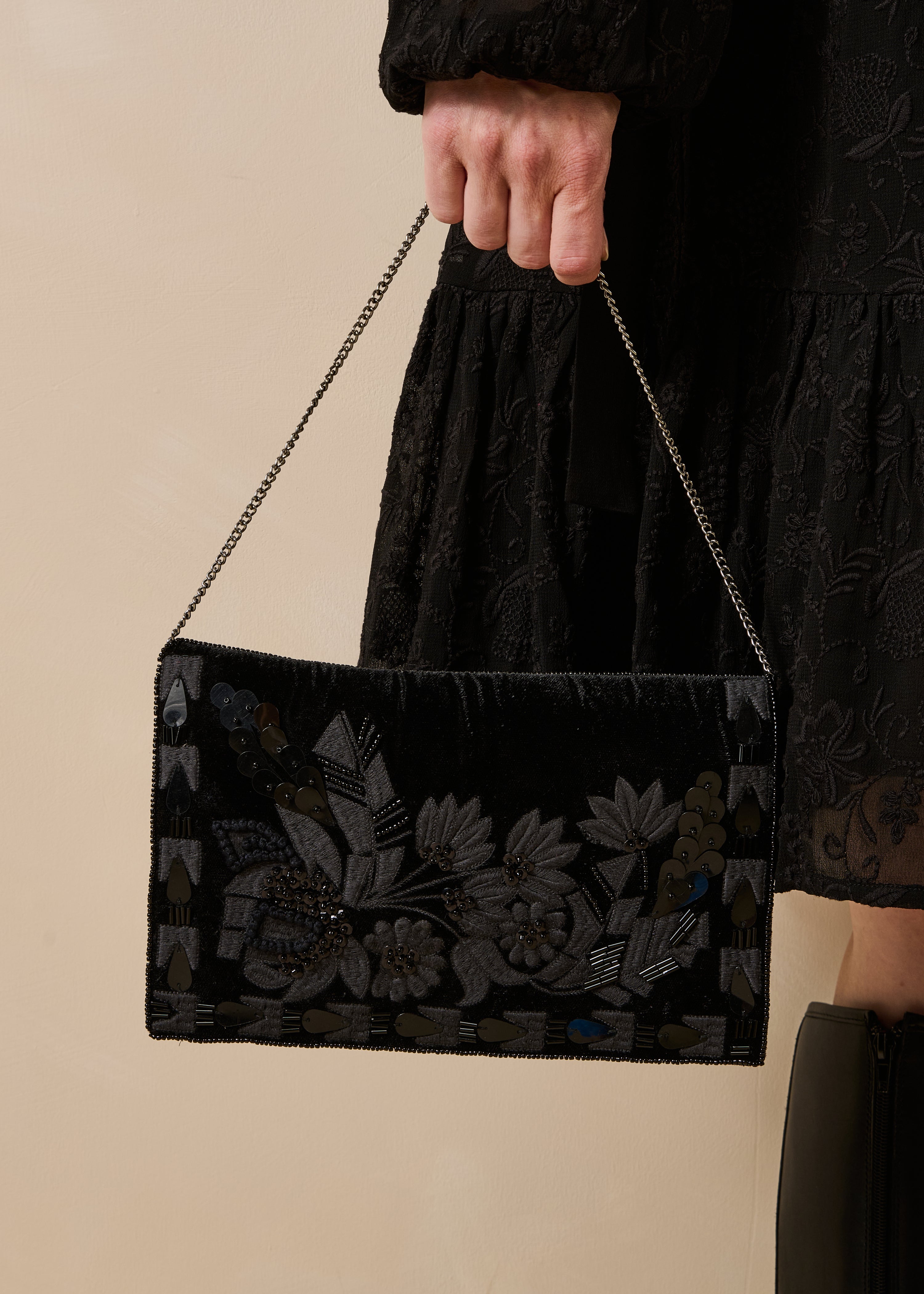 Sac bandoulière avec perles, LA FEE MARABOUTEE