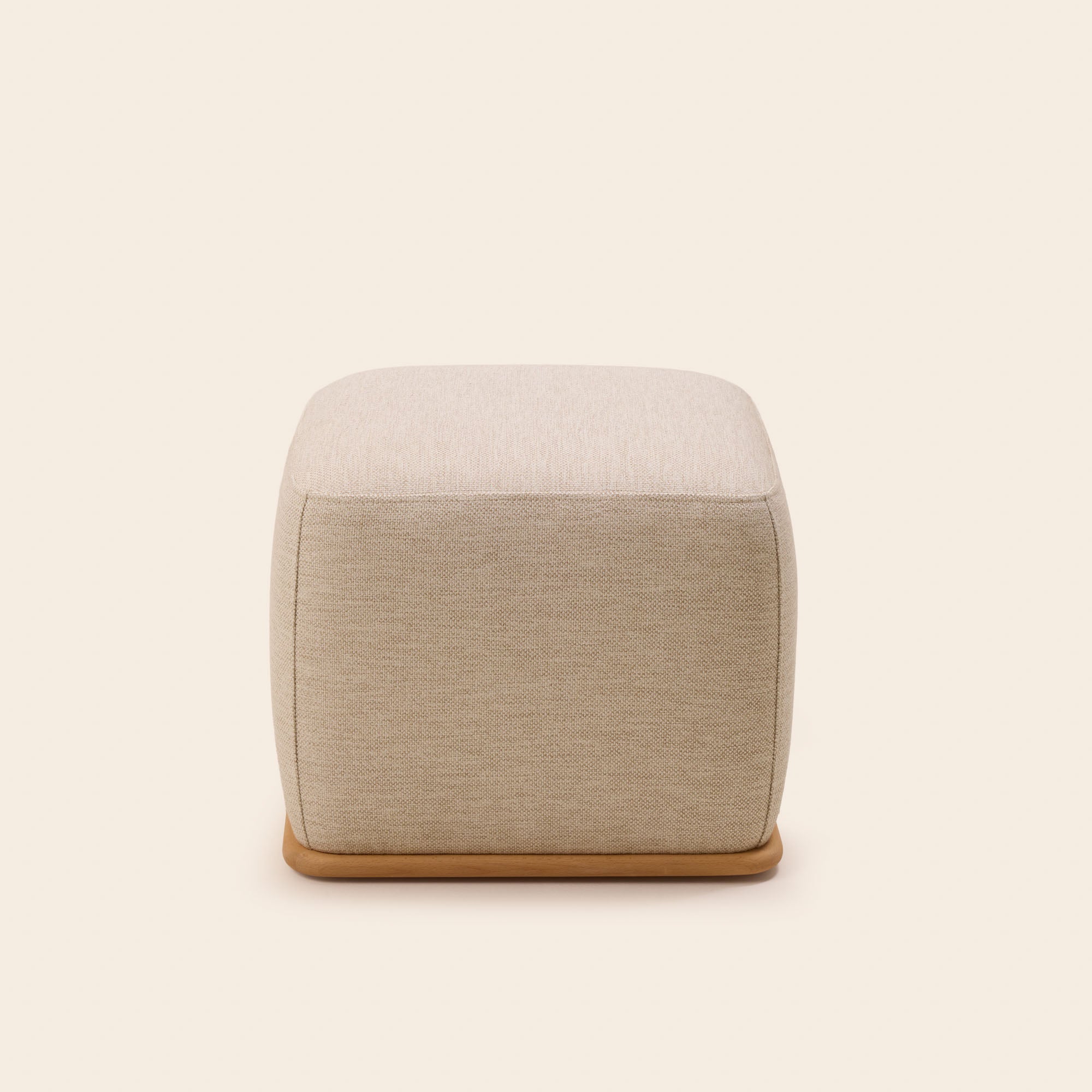 Pouf en Bois et jacquard Alisia ARNEL, MADURA