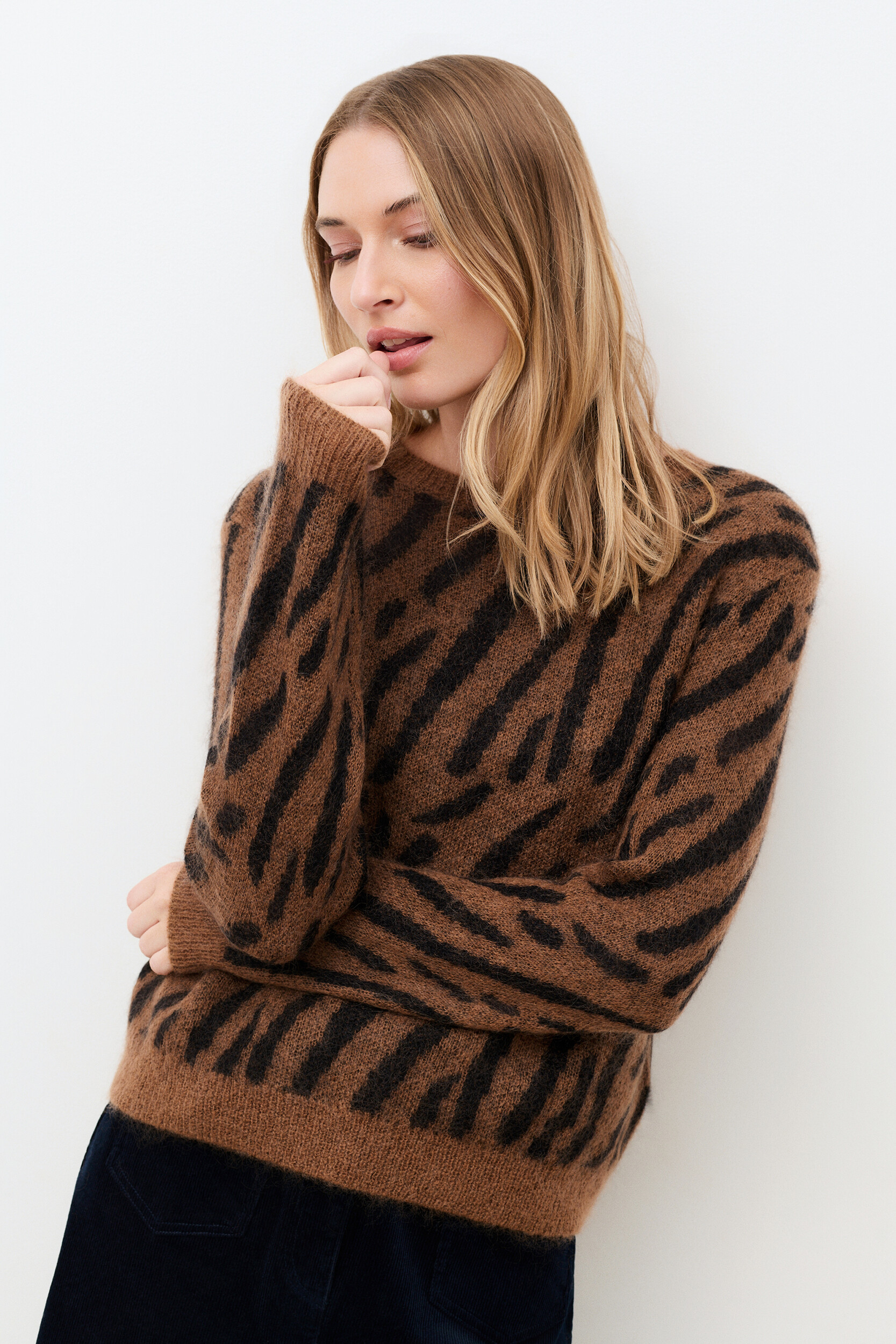 Pull droit col rond MTANIA, CAROLL