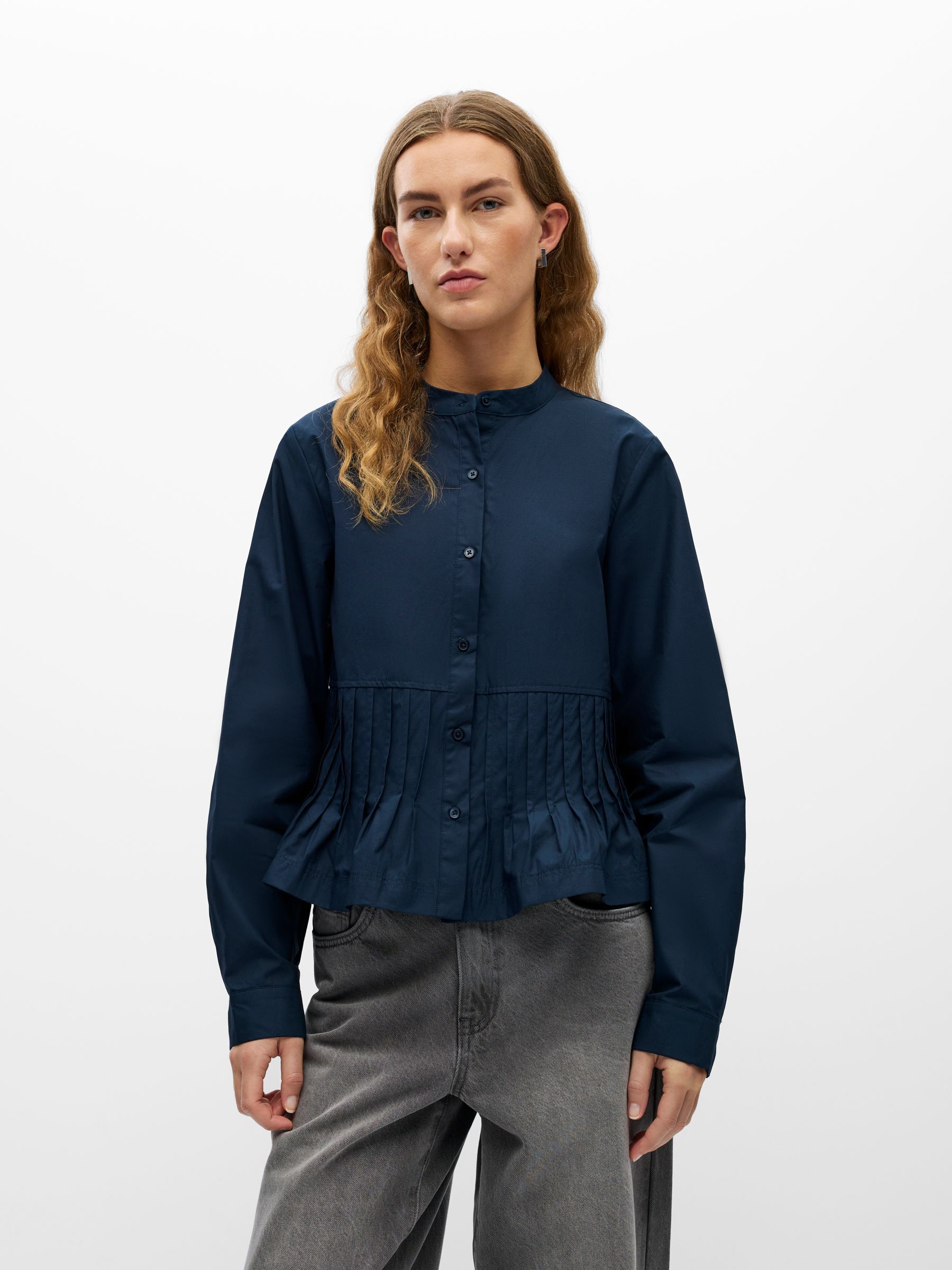 Chemise, OBJECT