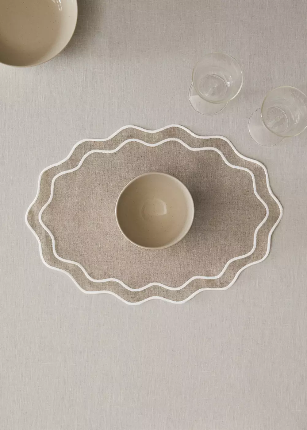 Set de table en lin enduit avec ondulations, MANGO HOME