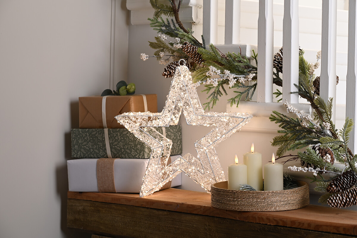 38cm Warm White LED Light Star, SO'HOME
