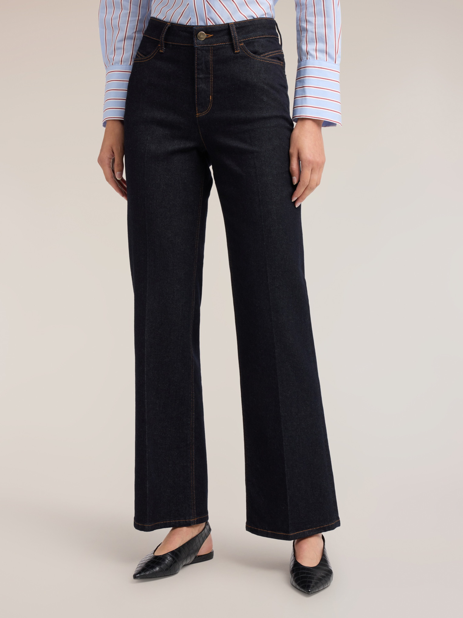 Jean regular coupe droite avec pli cousu, MOTIVI
