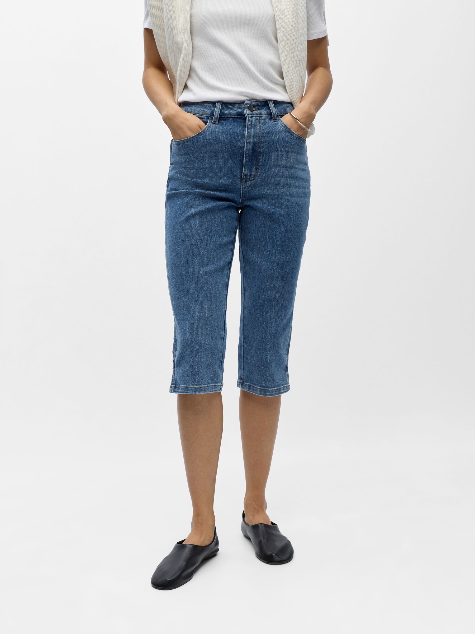 Jean, OBJECT