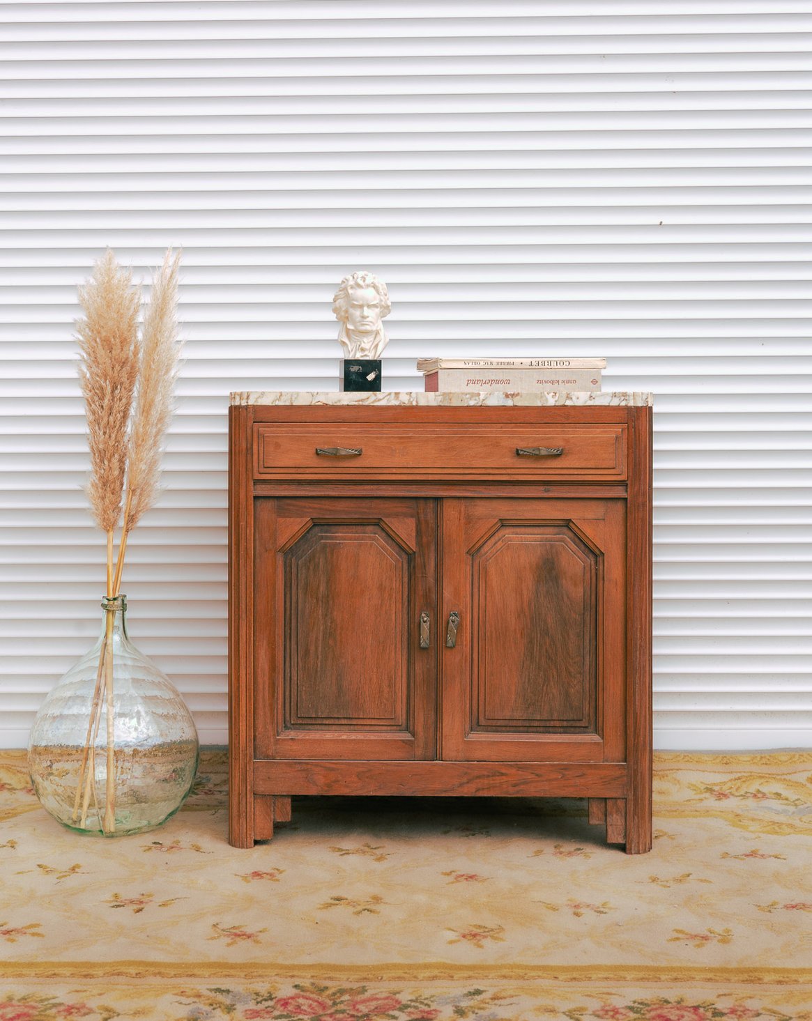 Buffet en noyer et marbre Gilbert N°1785 - Bon état, DEBONGOUT