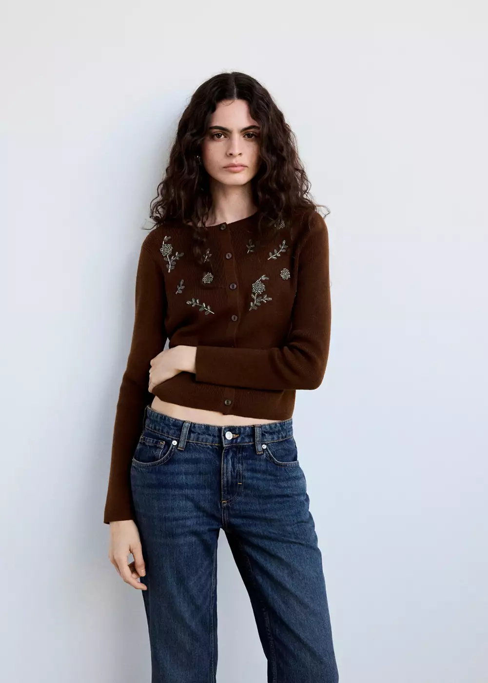 Cardigan en maille avec broderies et strass, MANGO