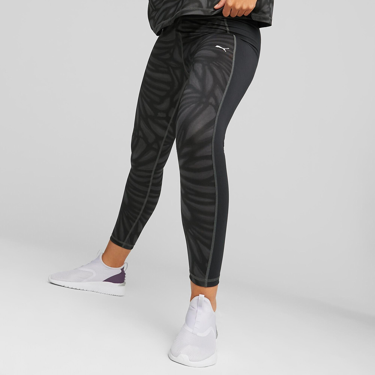 Nike Women's The Nike One Tight Fit Zebra Striped Training Pants