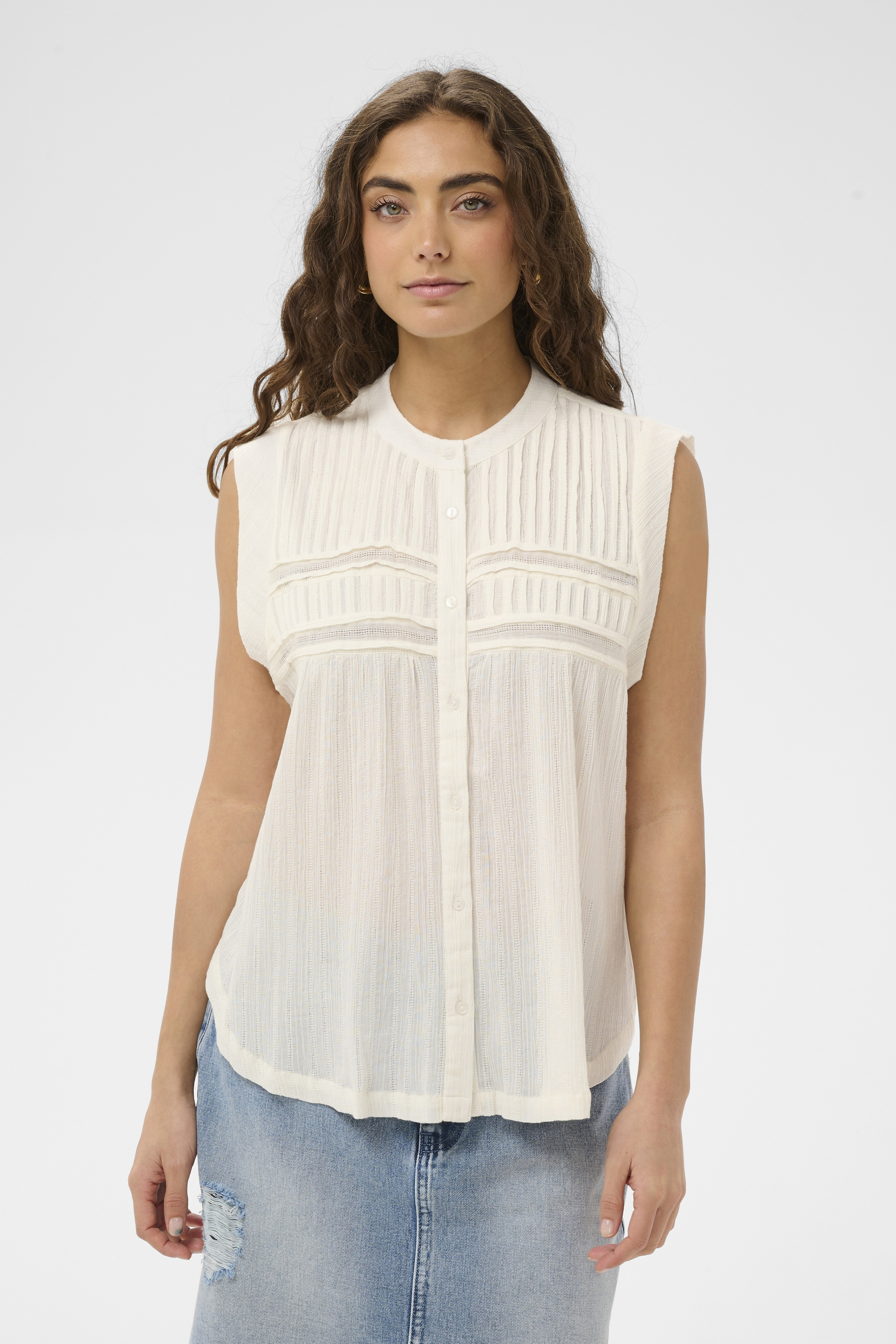 Blouse sans manches, CULTURE
