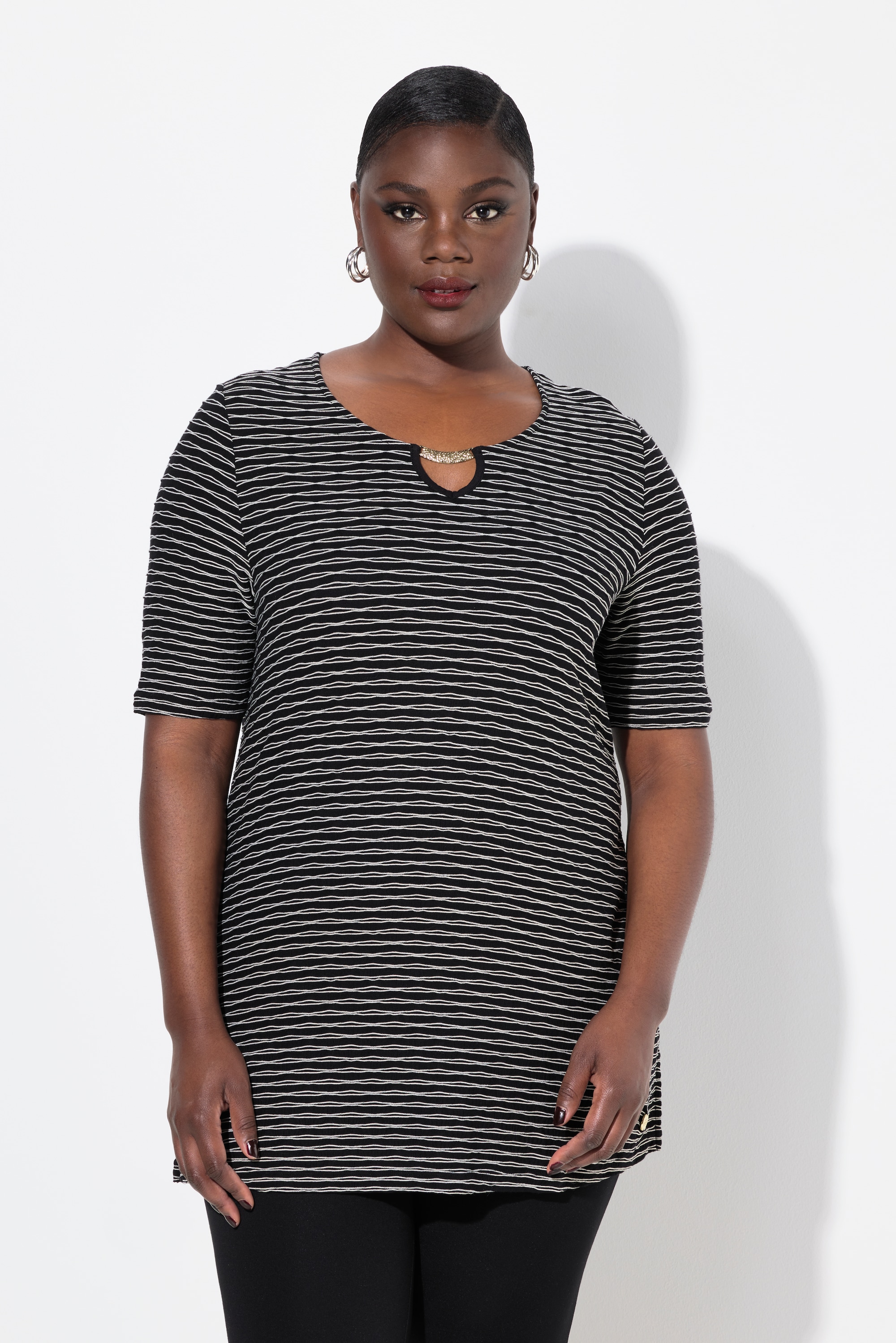 T-shirt col rond et manches courtes, ULLA POPKEN
