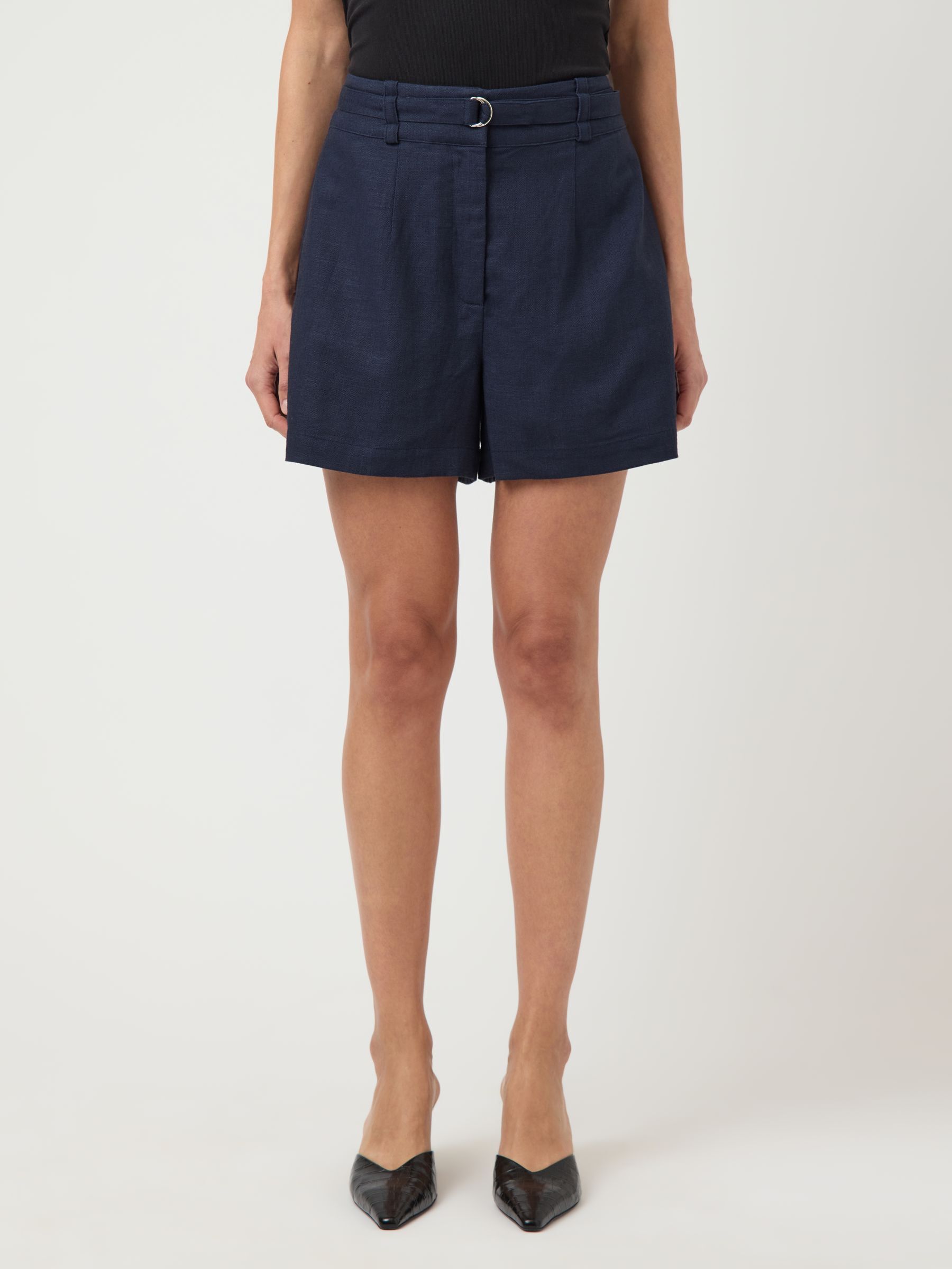 Short, YAS