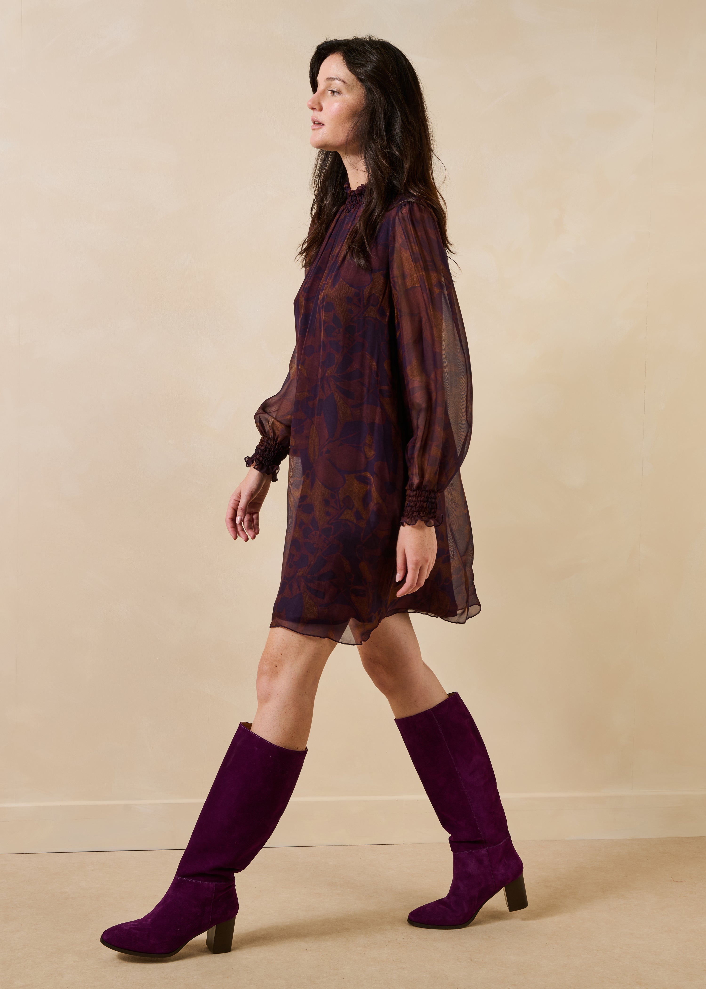 Robe courte manches longues col montant, LA FEE MARABOUTEE