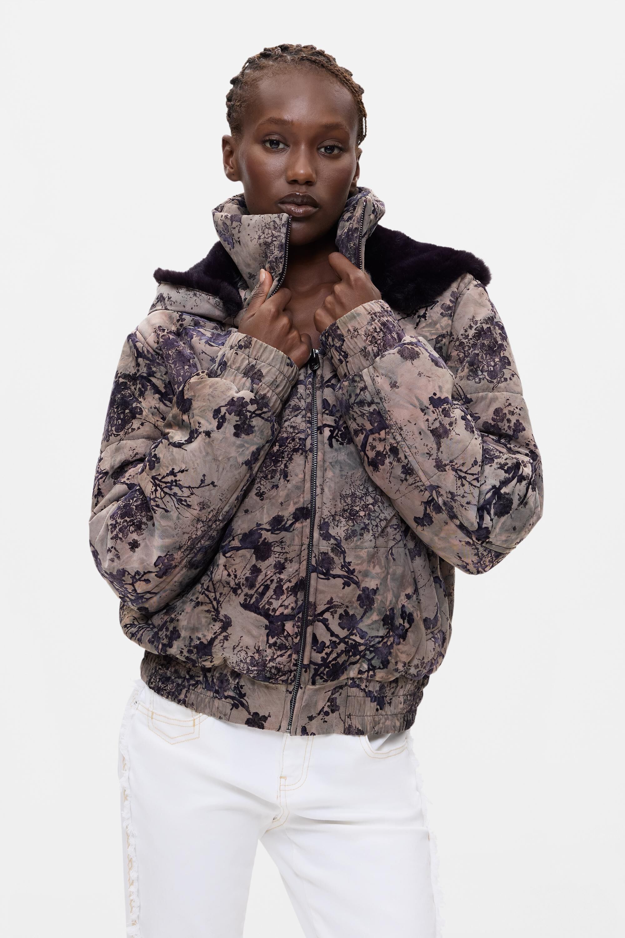 Manteau matelassé court floqué, DESIGUAL