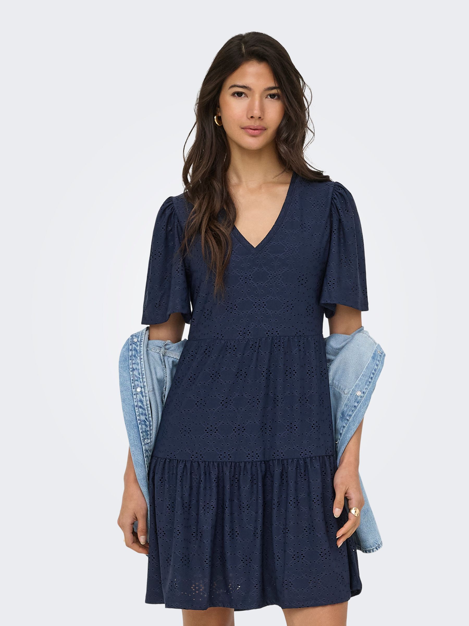 Robe, ONLY