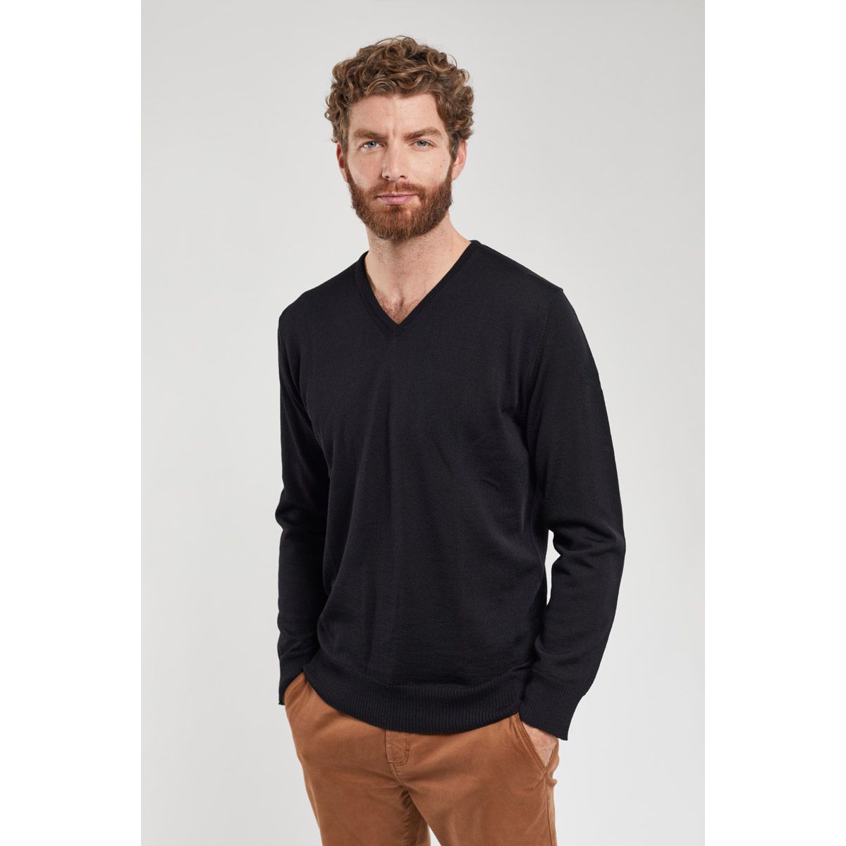 Pull noir col v homme La Redoute