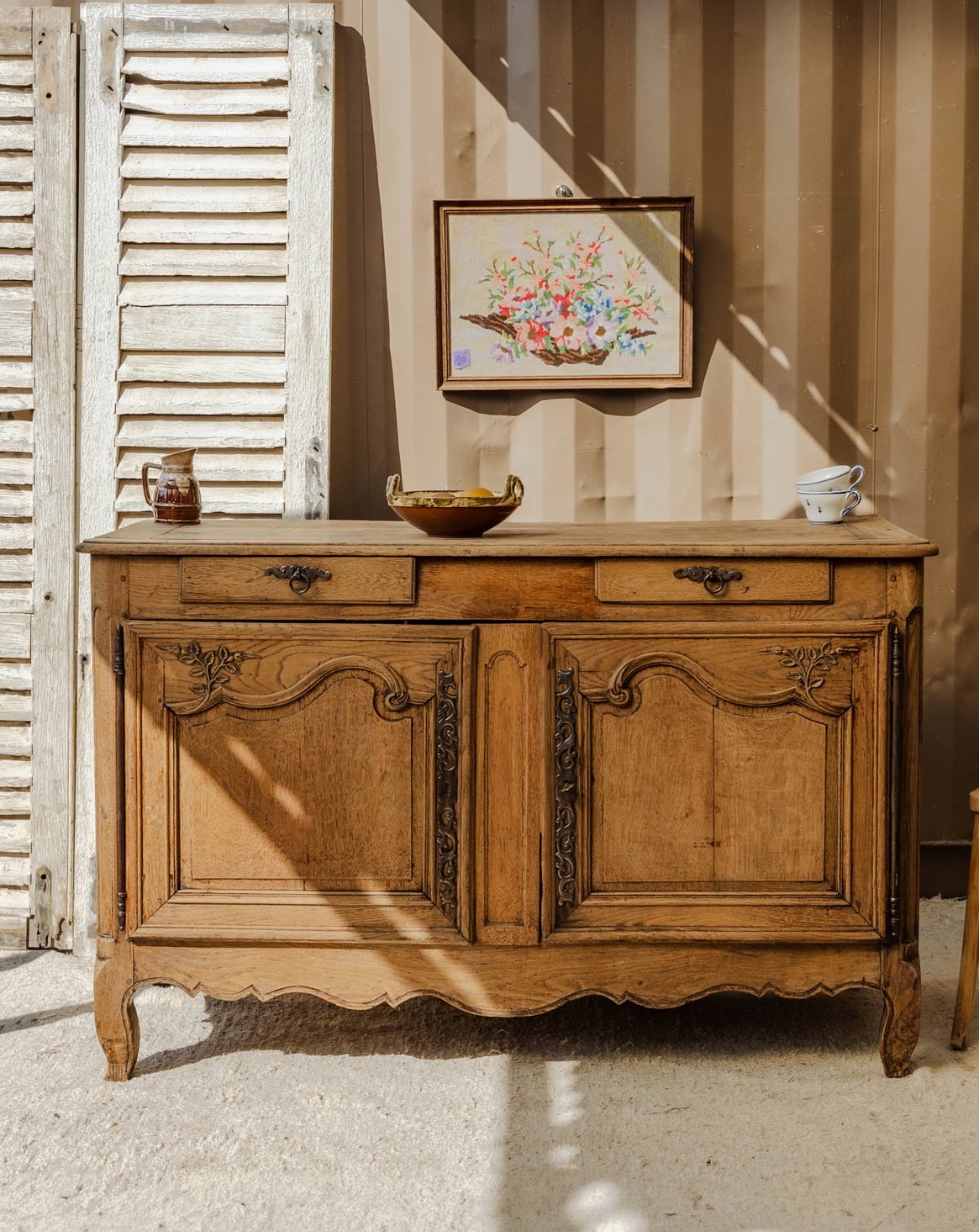 Grand buffet en bois Gilbert N°1543 - Bon état, DEBONGOUT