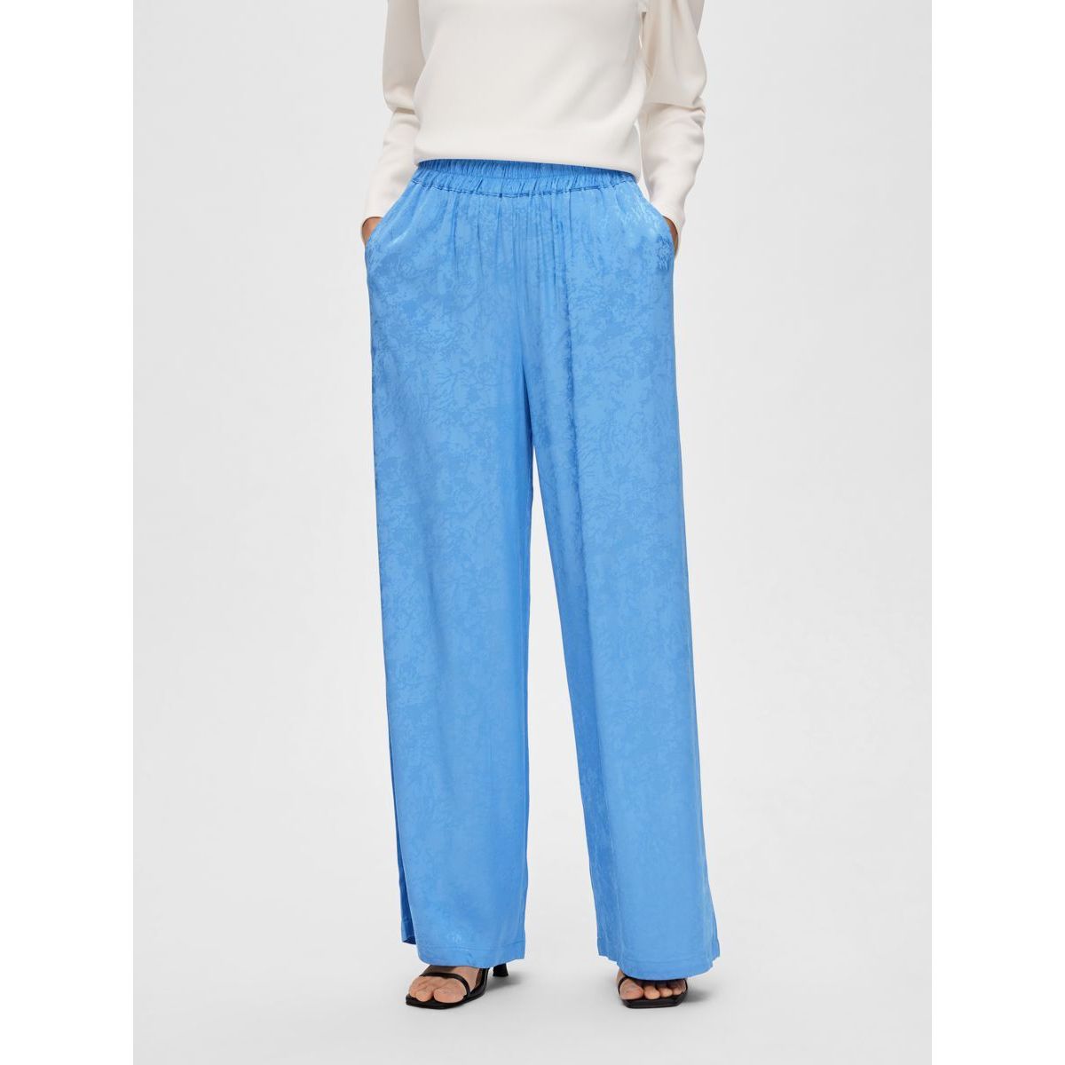 Pantalon cargo satin bleu ultramarine Selected Femme La Redoute
