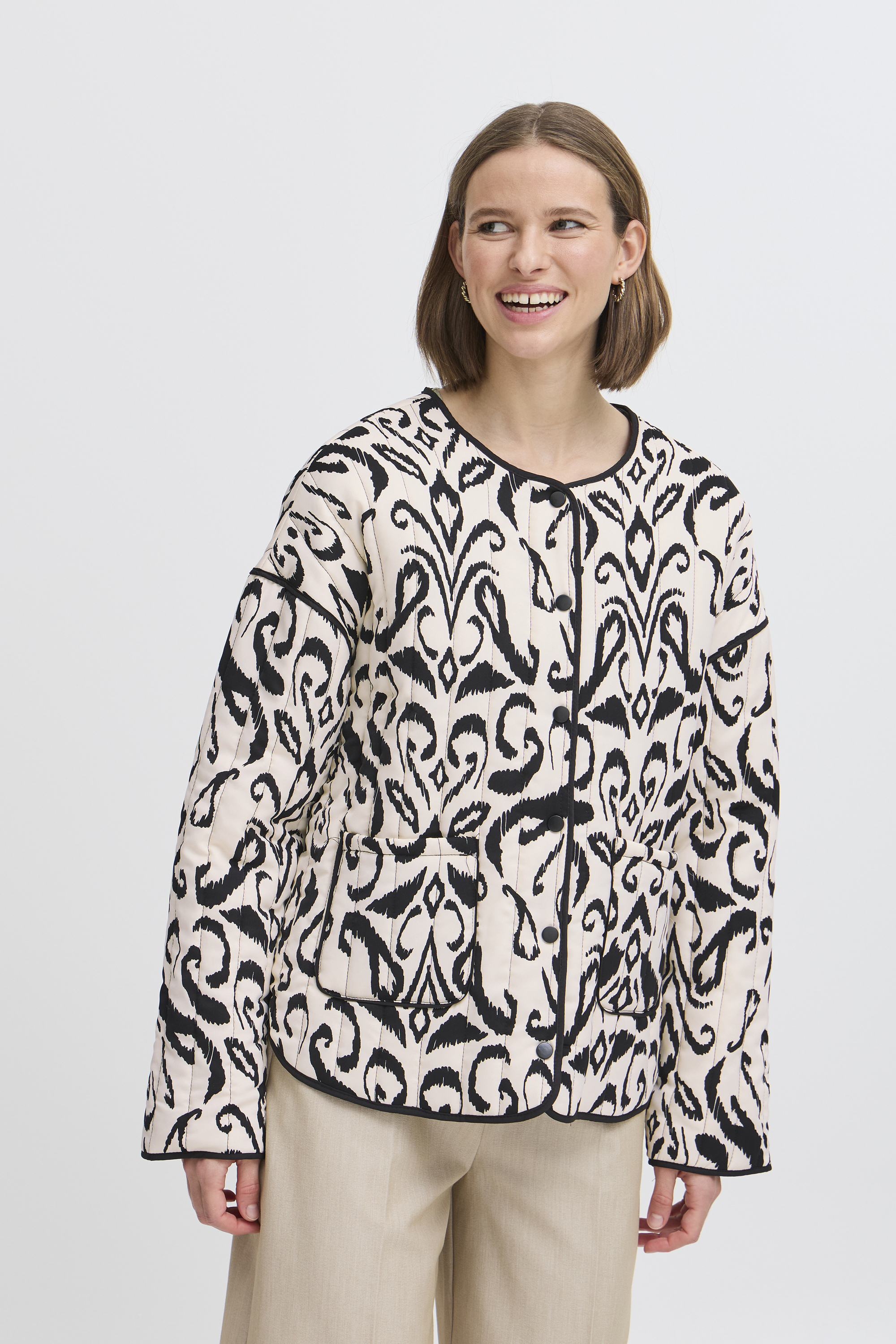 Veste, B.YOUNG