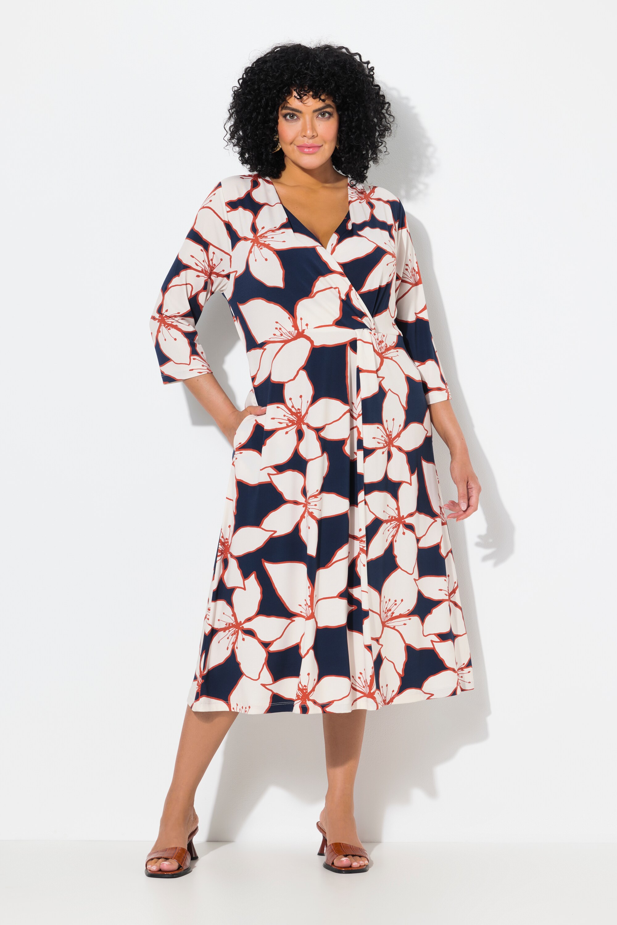 Robe midi à manches 3/4. Col en, ULLA POPKEN