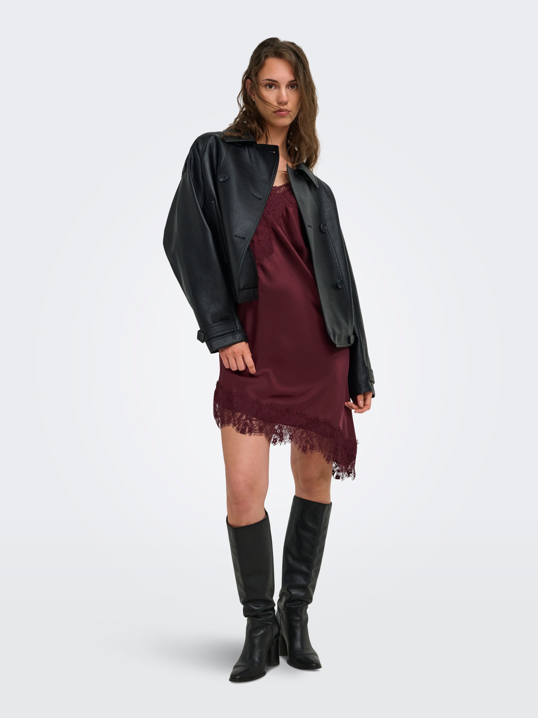 Robe, ONLY